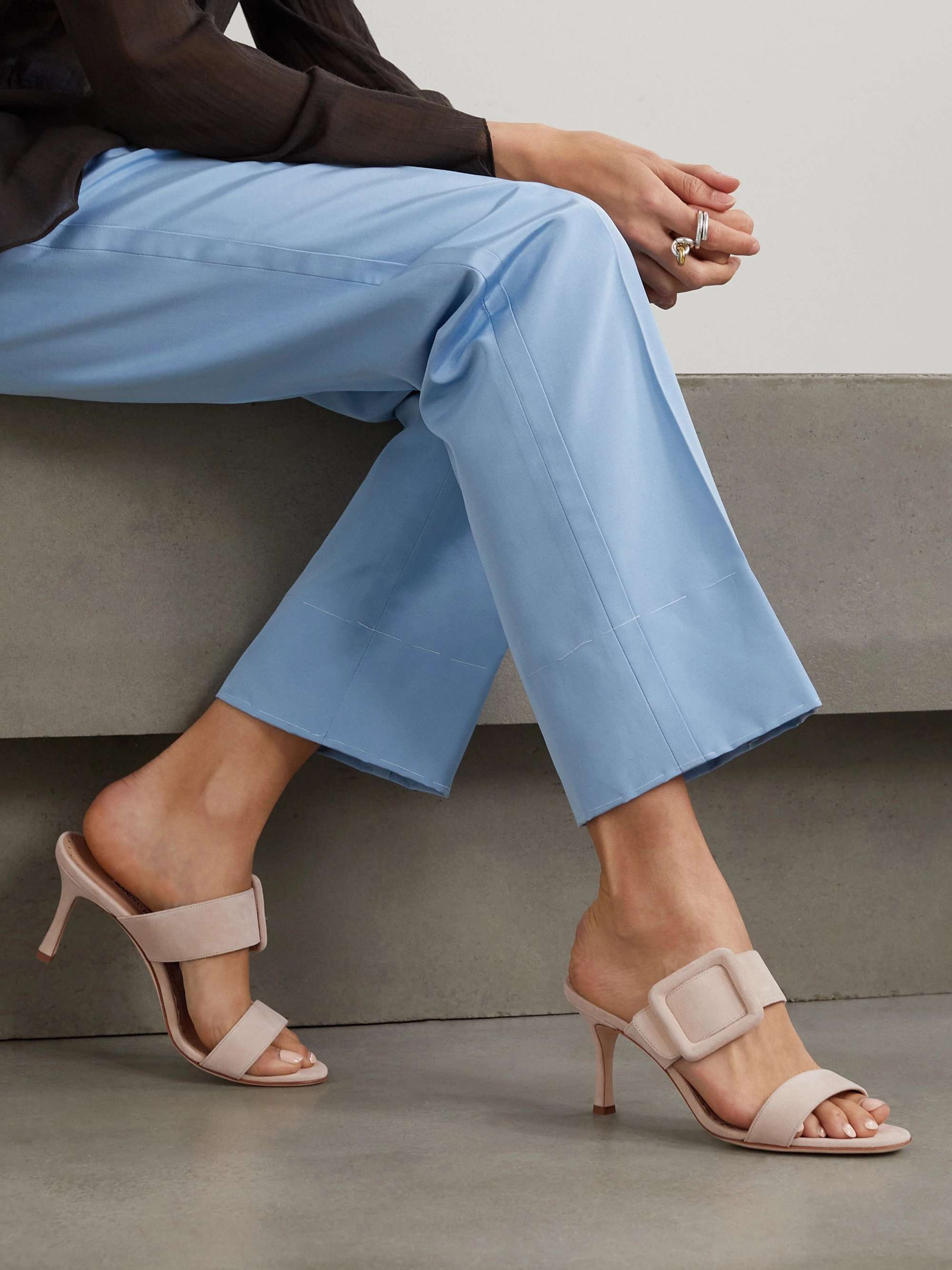 MANOLO BLAHNIK 