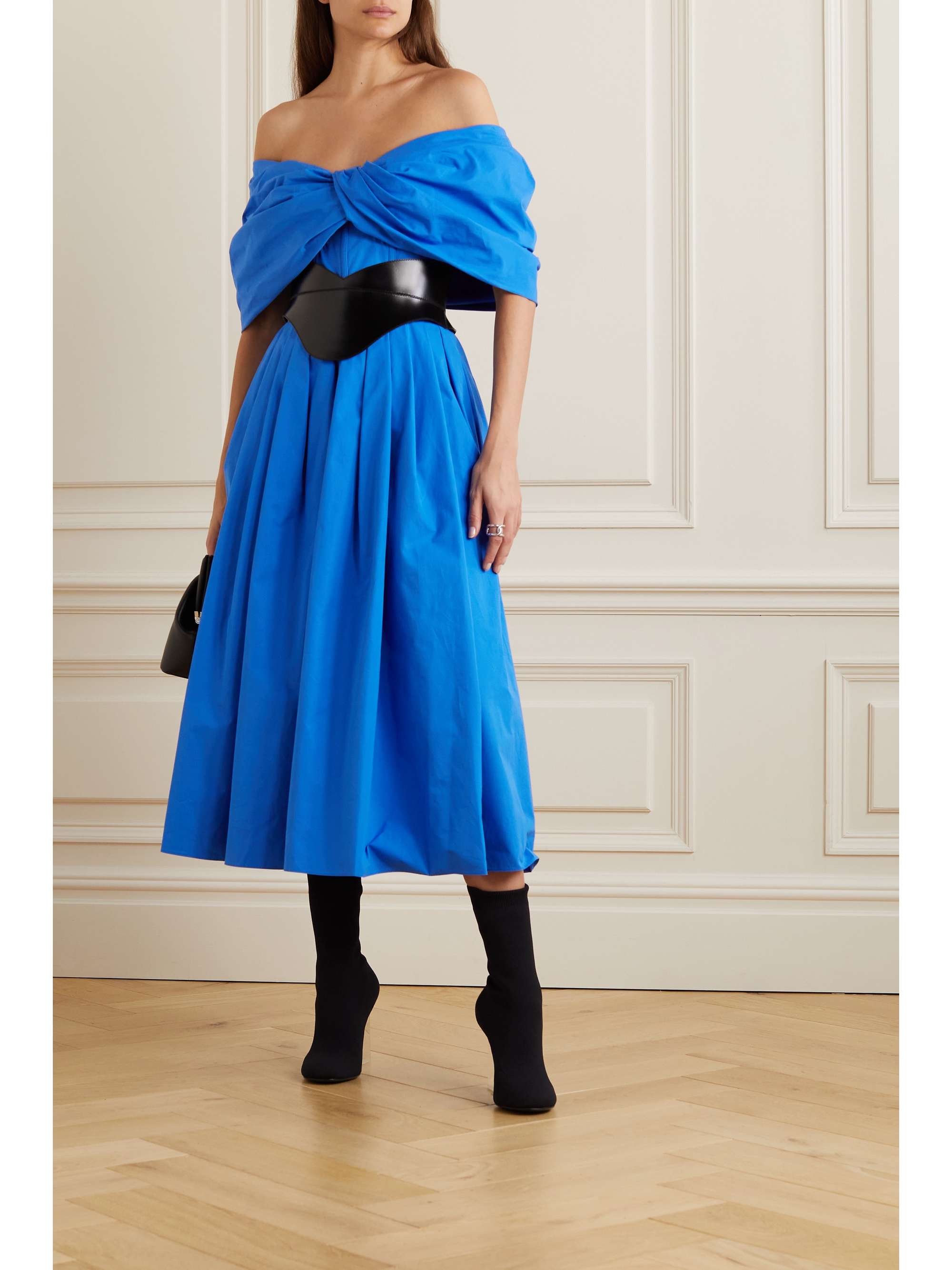 ALEXANDER MCQUEEN Off-the-shoulder pleated cotton-poplin midi
