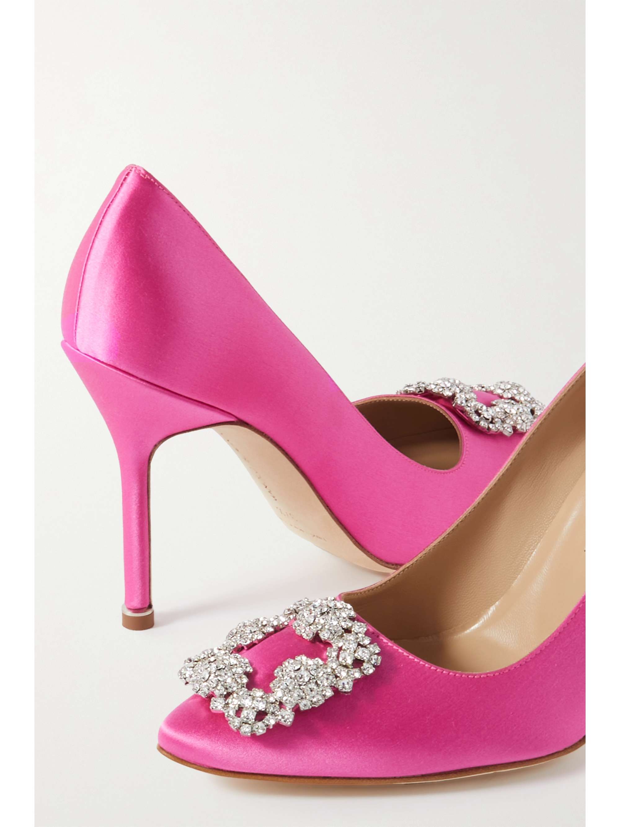 MANOLO BLAHNIK 