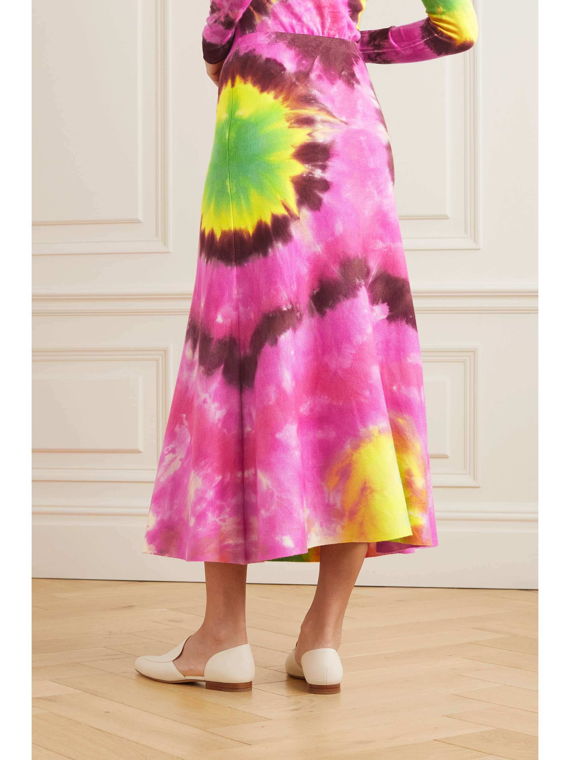 GABRIELA HEARST Olive tie-dyed cashmere midi skirt | NET-A-PORTER