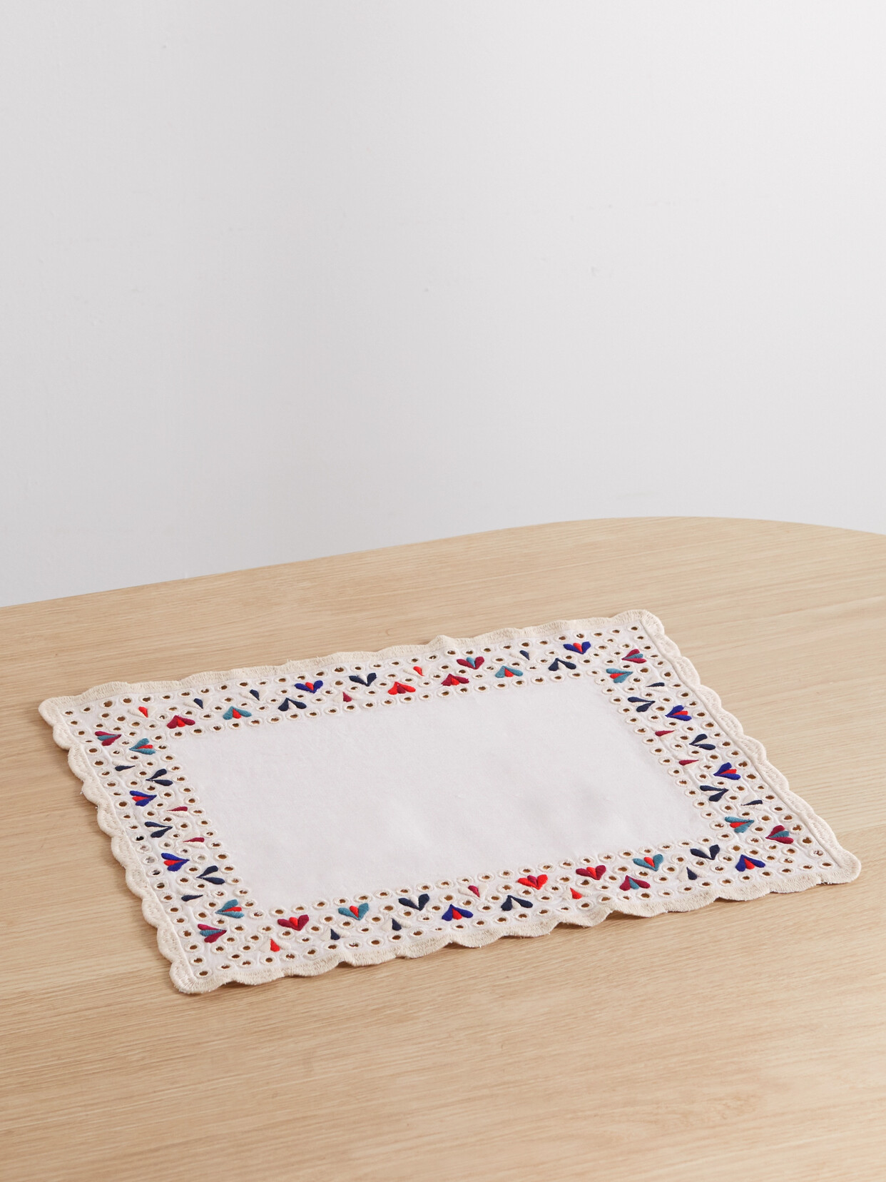 Sea - Alicia Embroidered Broderie Anglaise Cotton And Linen-blend Placemat - Cream