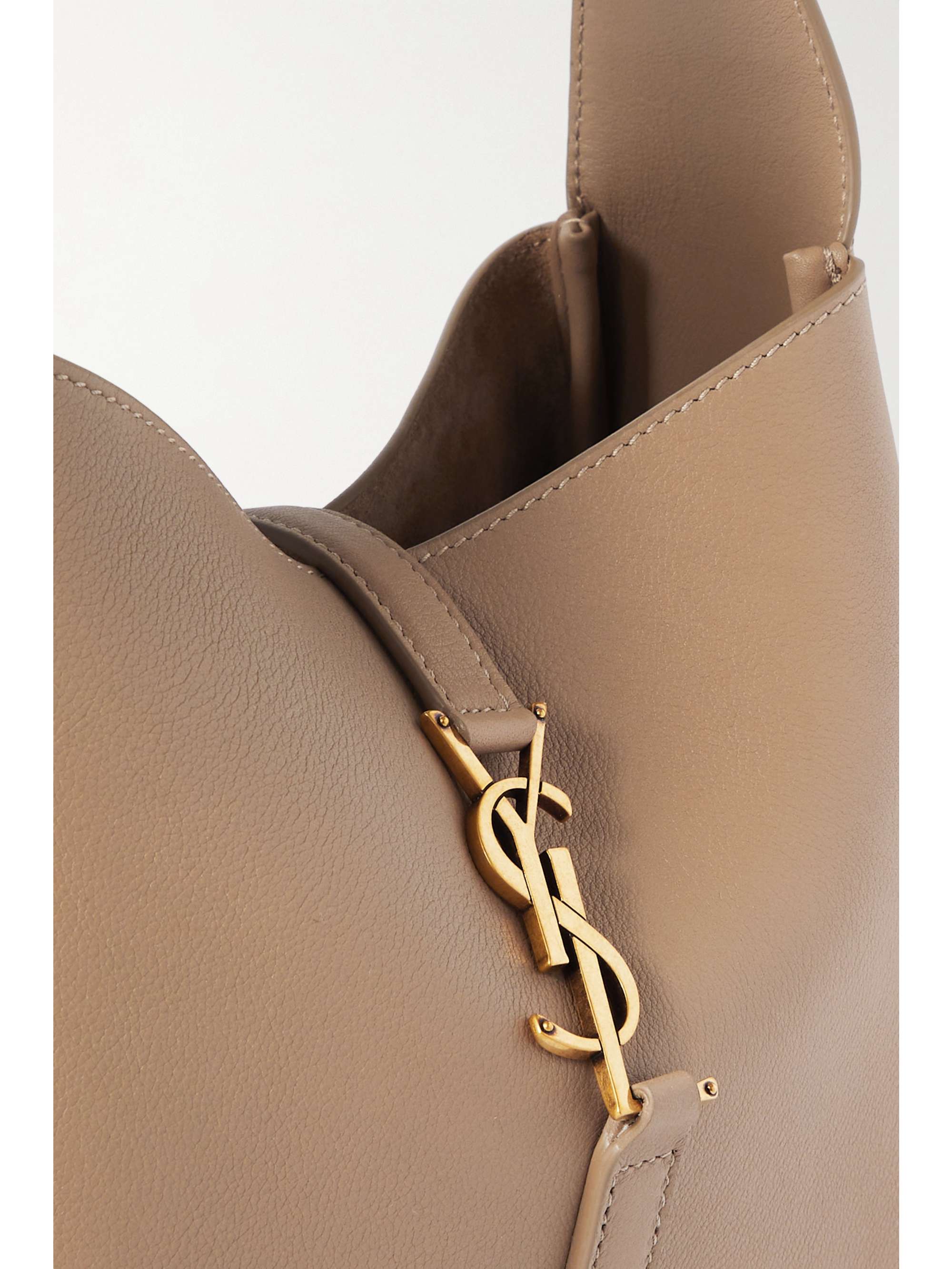 SAINT LAURENT Le 5 à 7 small leather shoulder bag