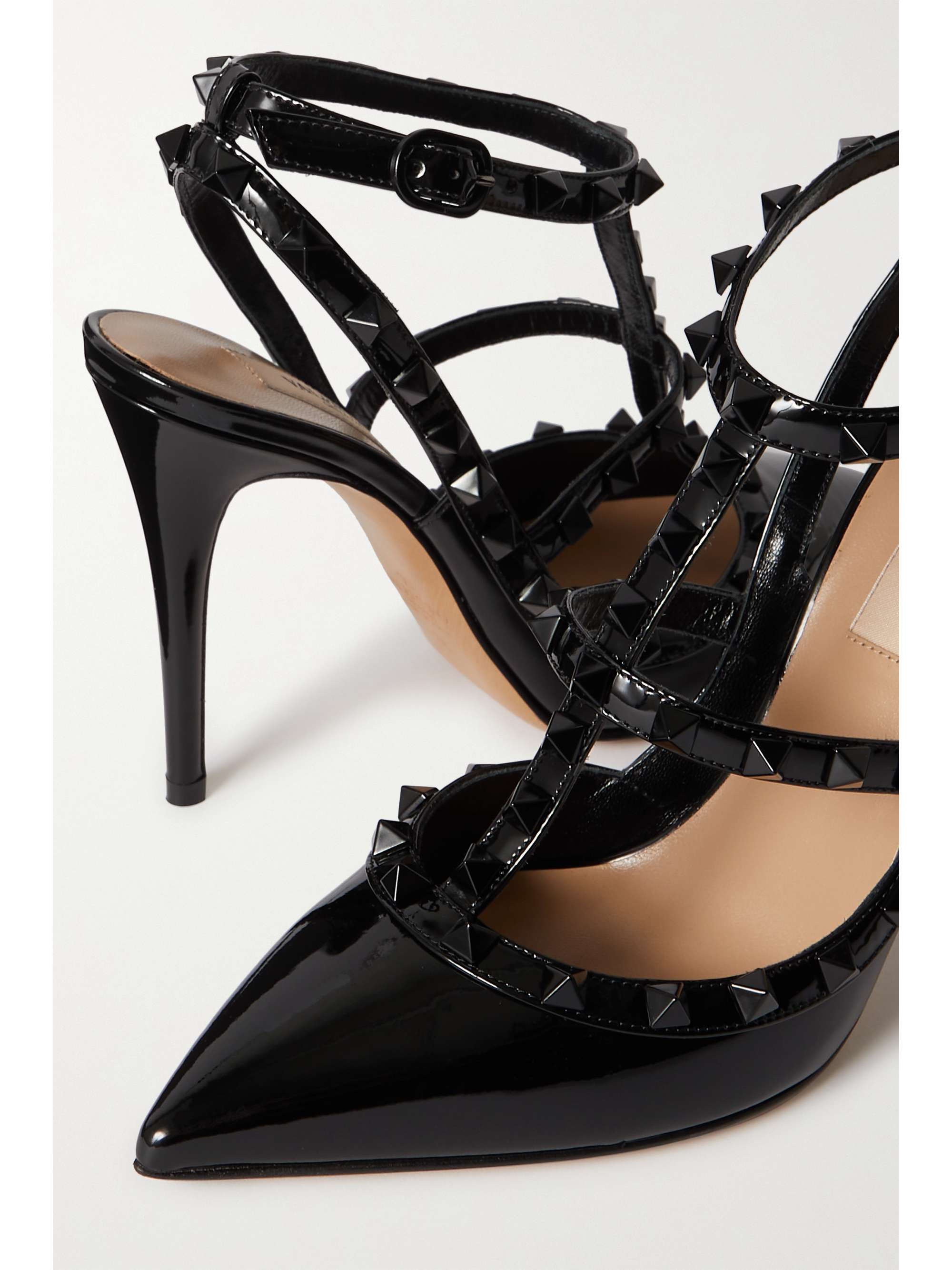 købmand markedsføring evigt VALENTINO GARAVANI Valentino Garavani Rockstud patent-leather pumps |  NET-A-PORTER