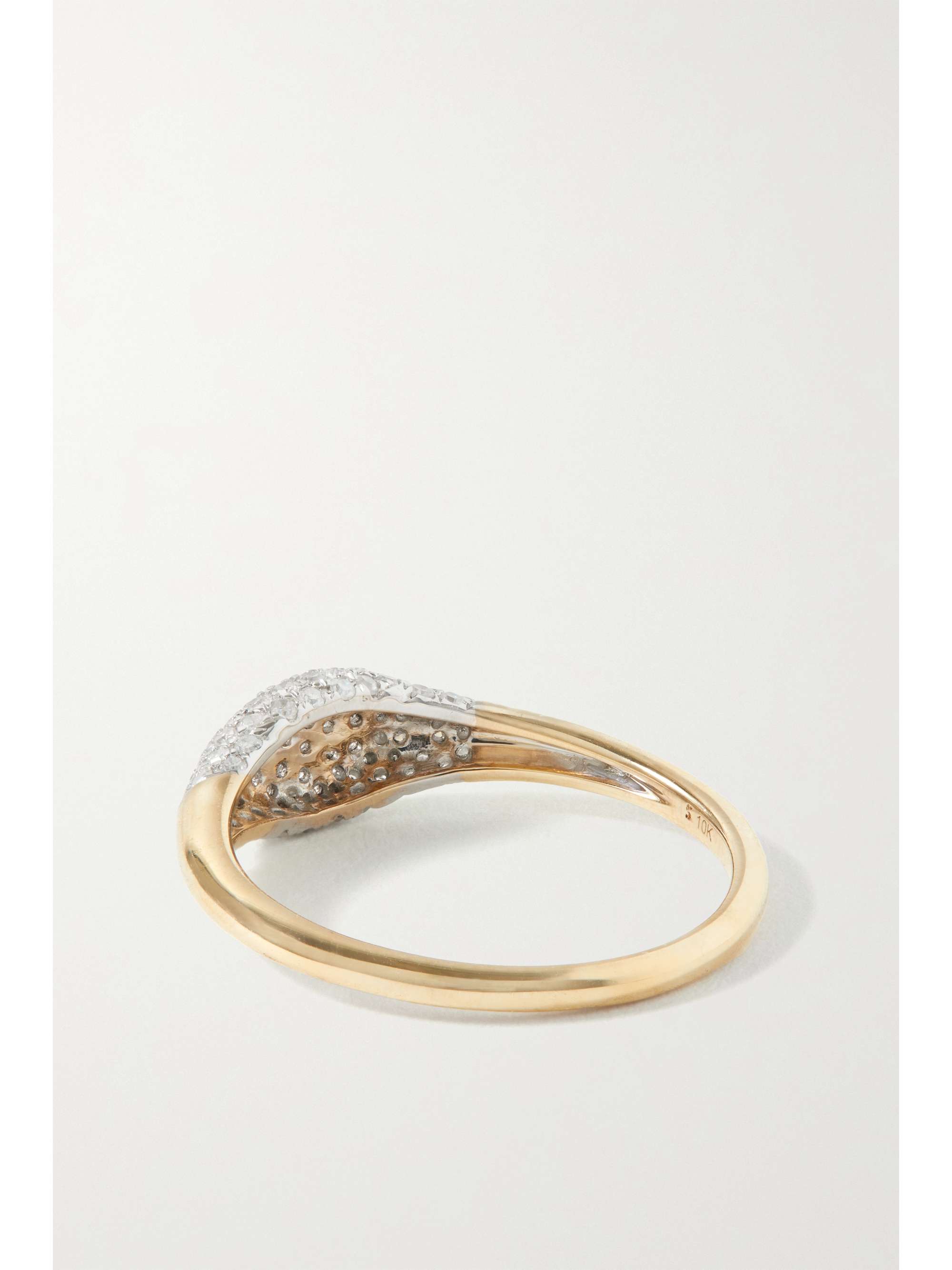 STONE AND STRAND Sparkle Mini 10karat gold diamond ring NETA