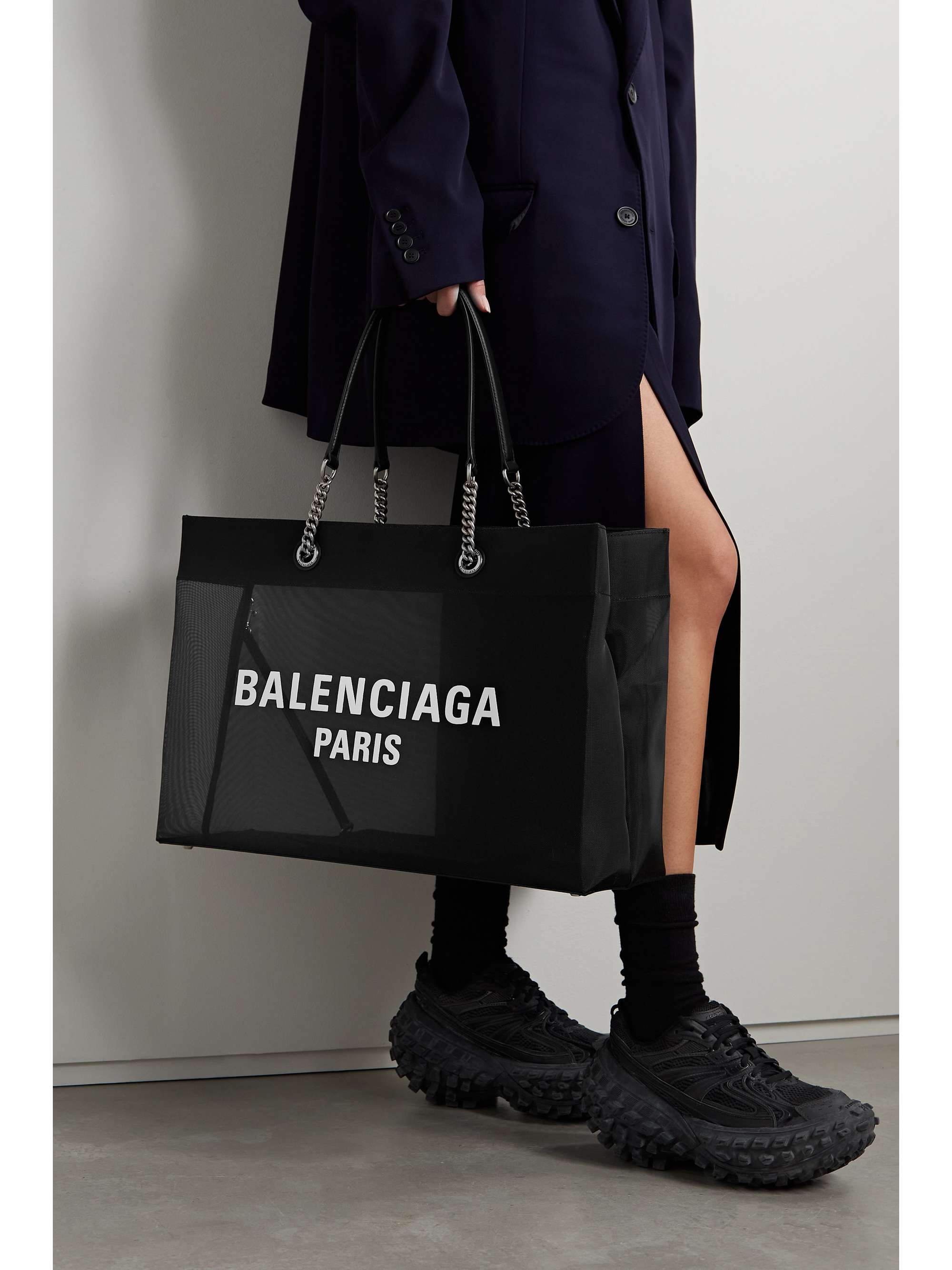 BALENCIAGA