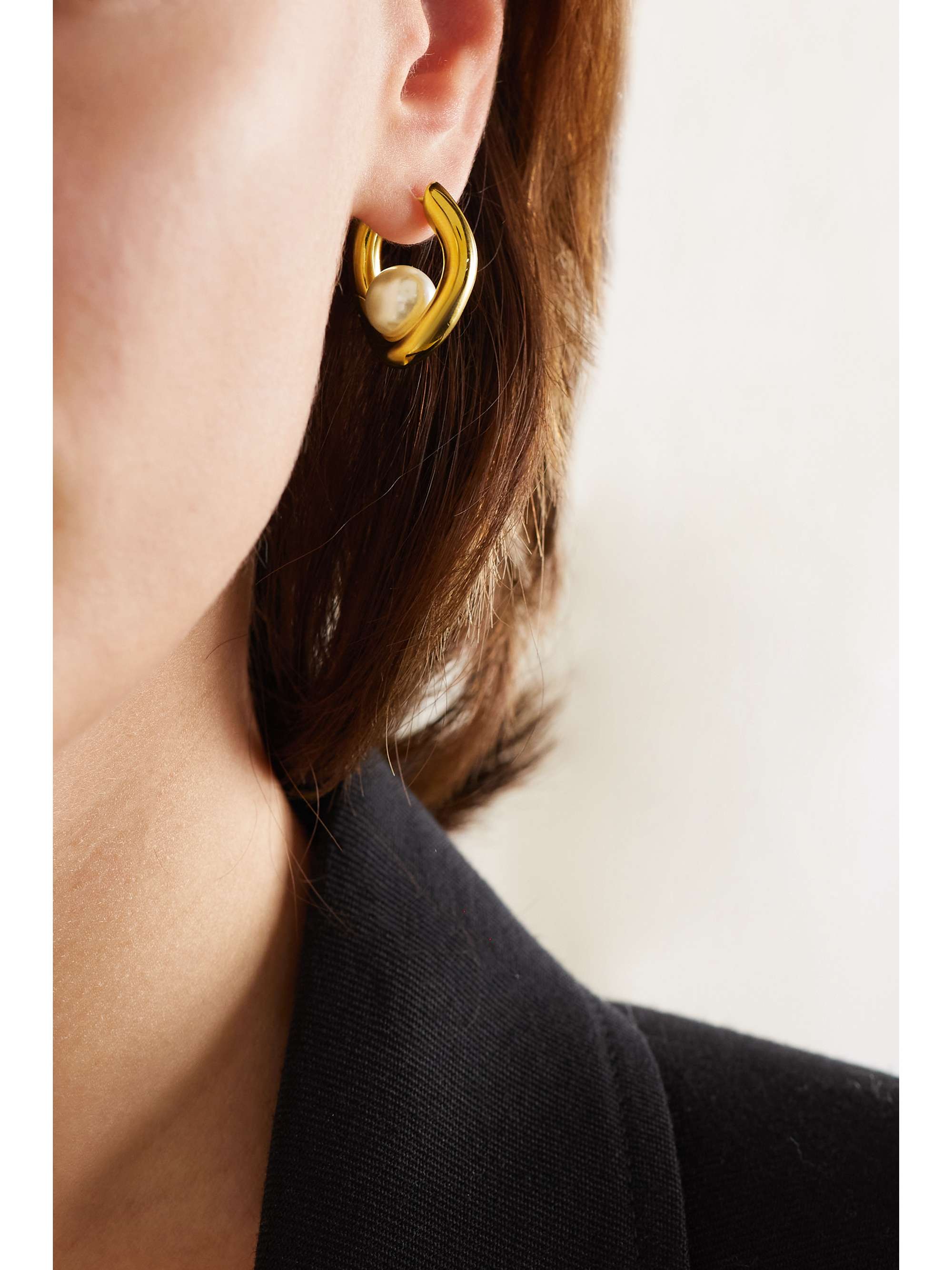 Balenciaga pearl earrings discount