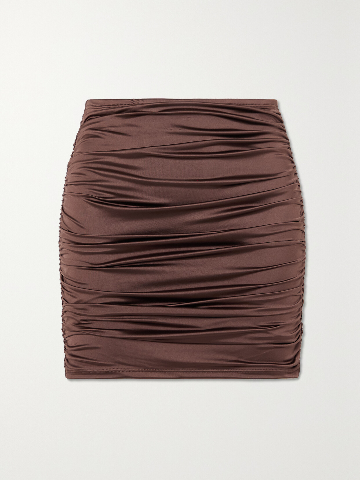 Shop Good American Ruched Stretch-satin Mini Skirt In Brown