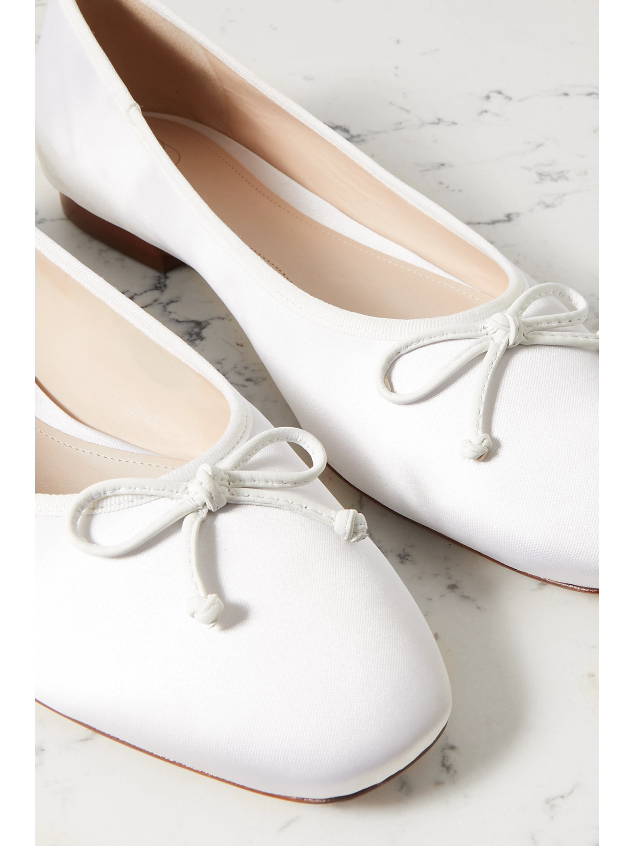 Porte & Paire Bow-embellished Satin Ballet Flats In White