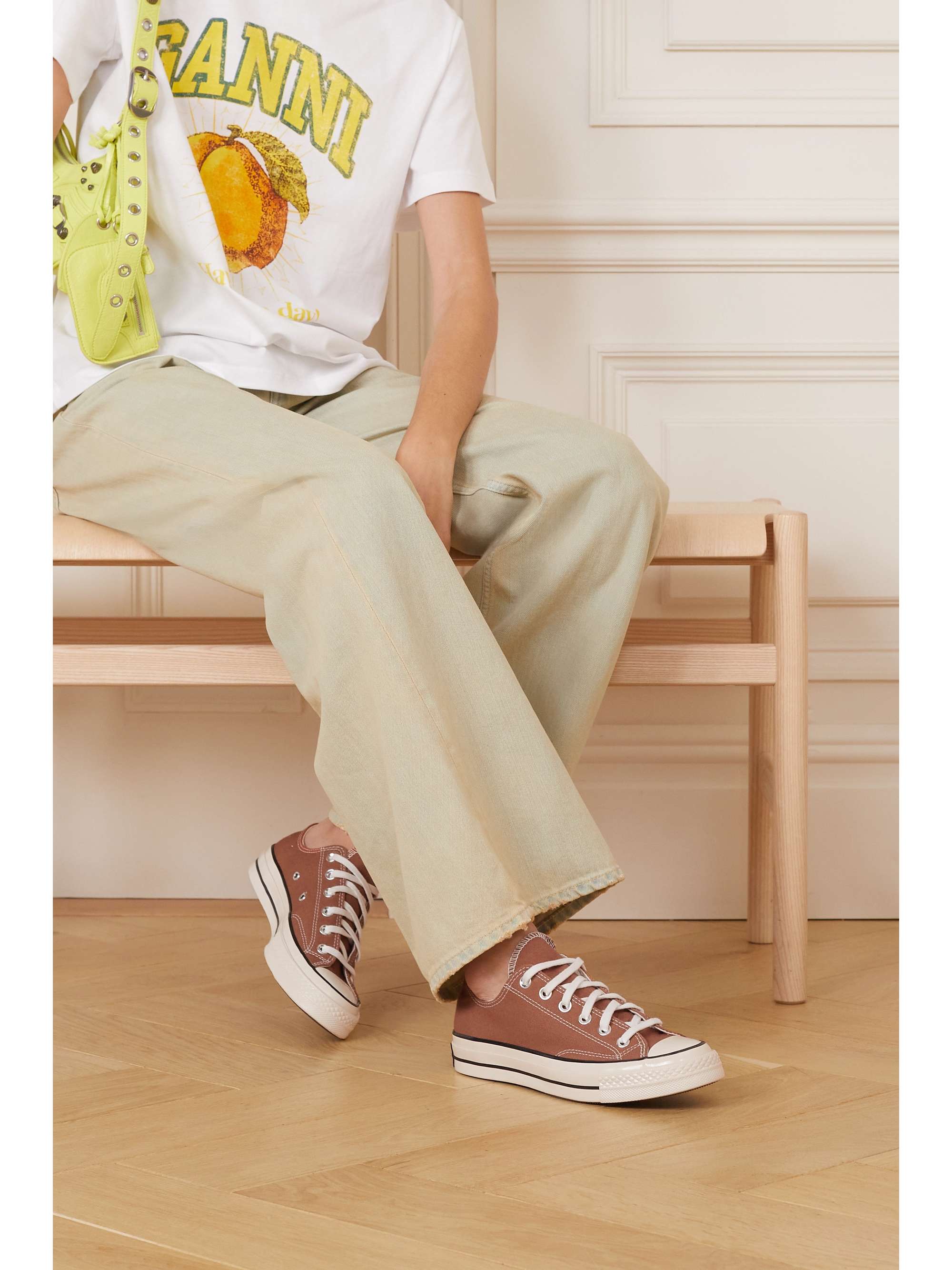 CONVERSE 