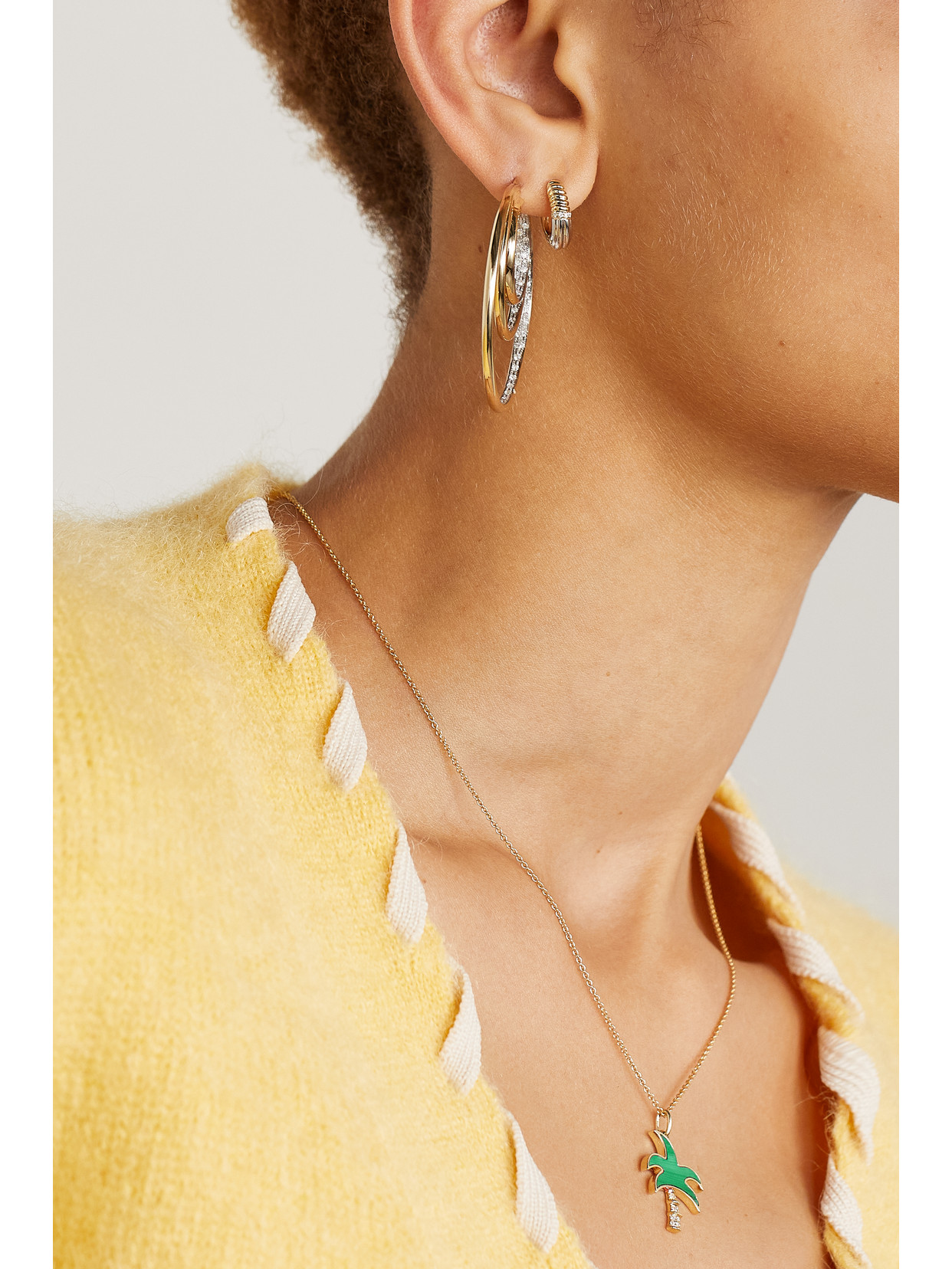 Yvonne Léon Berlingot Mini 9-karat Yellow And White Gold Diamond Hoop Earrings In Gold