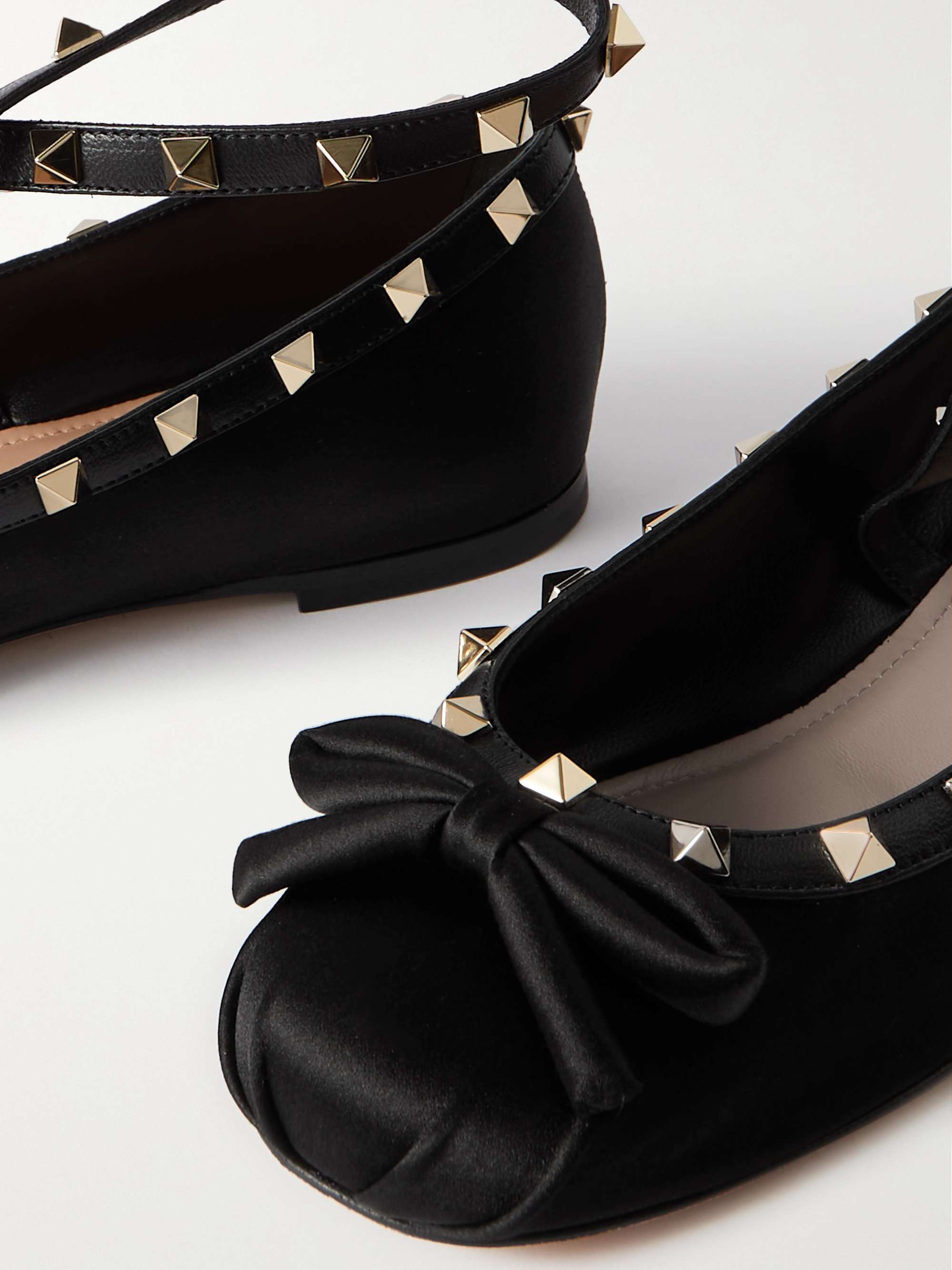 servitrice tråd Antagelser, antagelser. Gætte VALENTINO GARAVANI Rockstud leather-trimmed satin ballet flats |  NET-A-PORTER