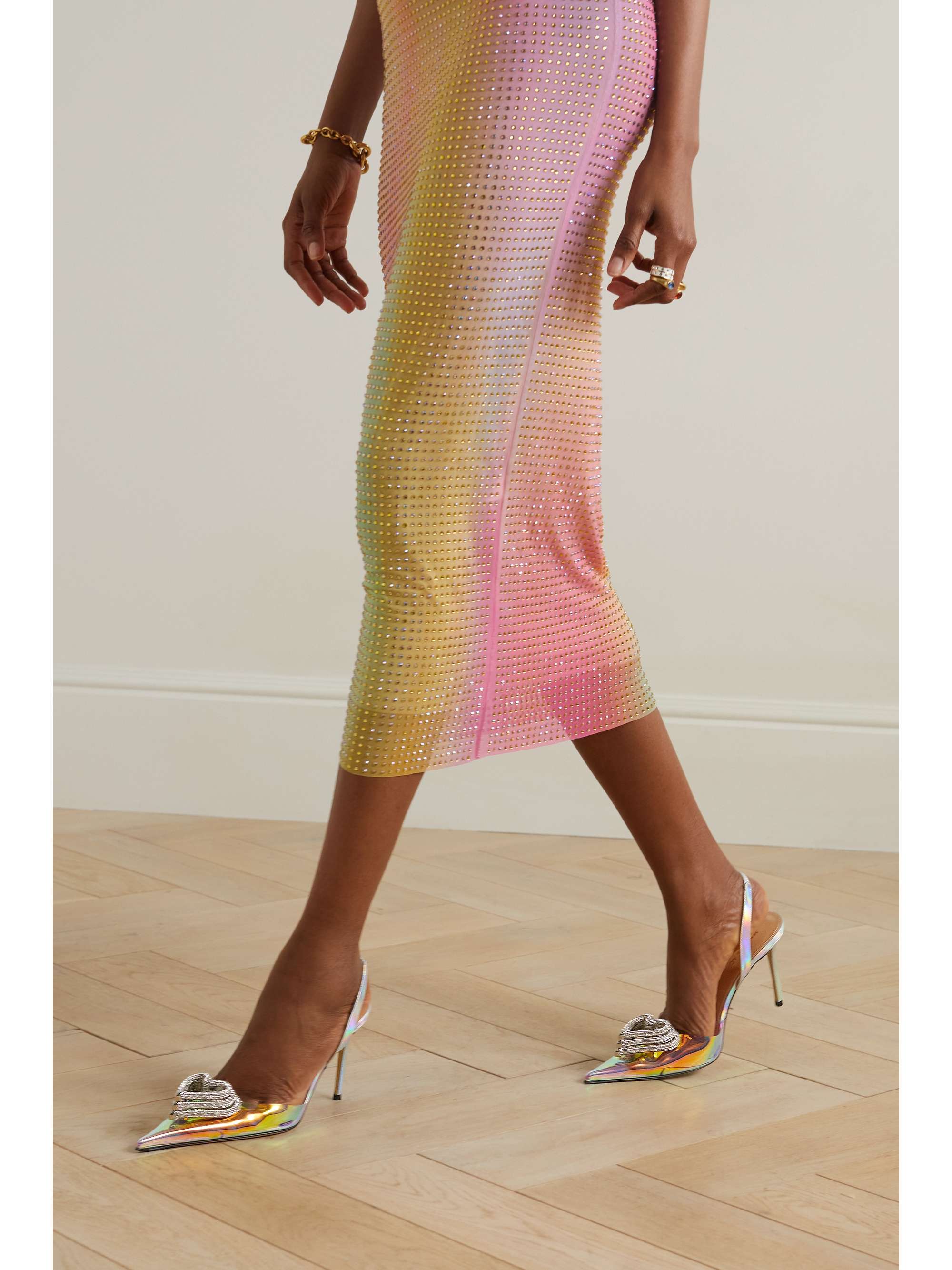 Iridescent pvc skirt outlet