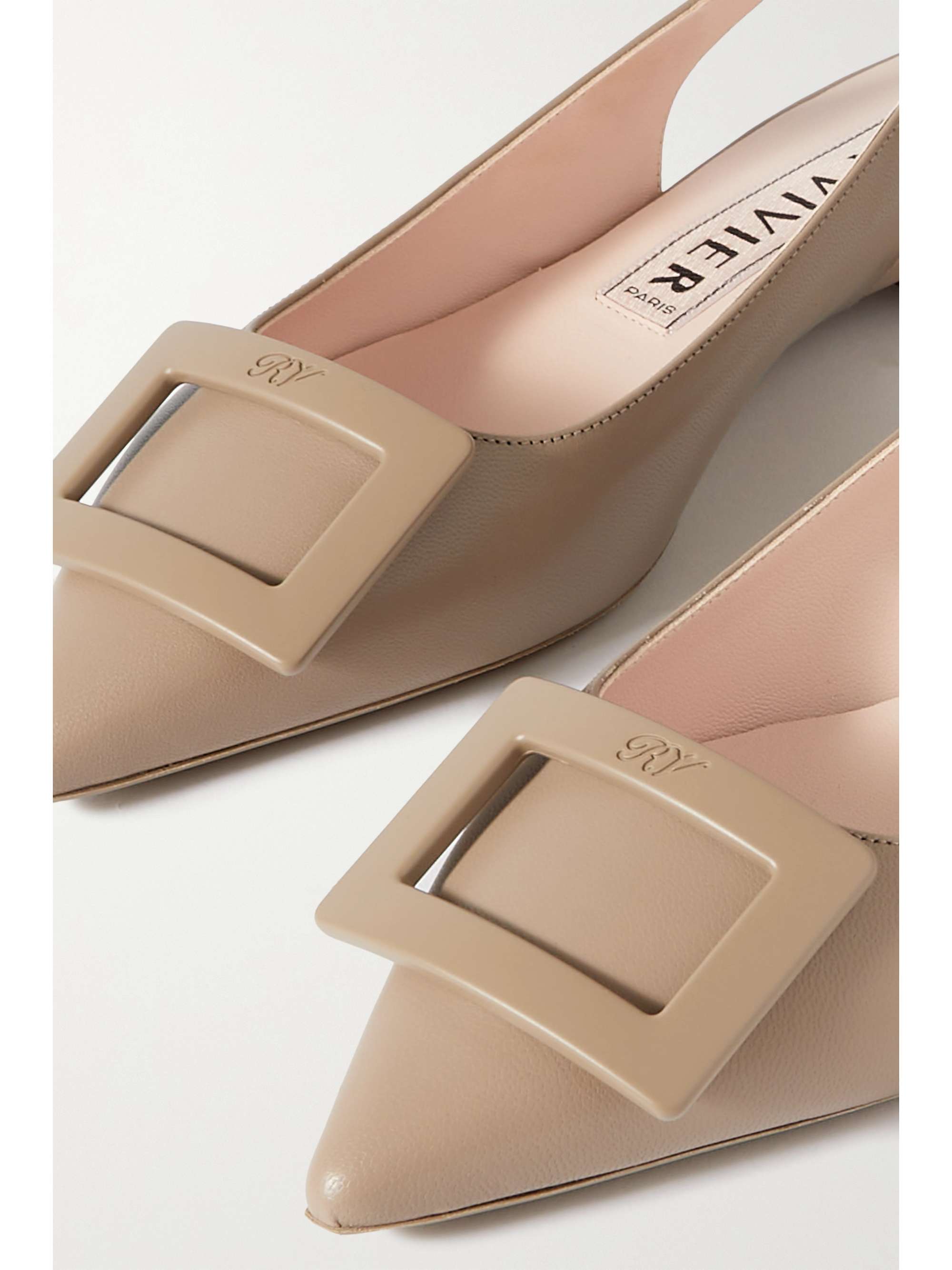 ROGER VIVIER 
