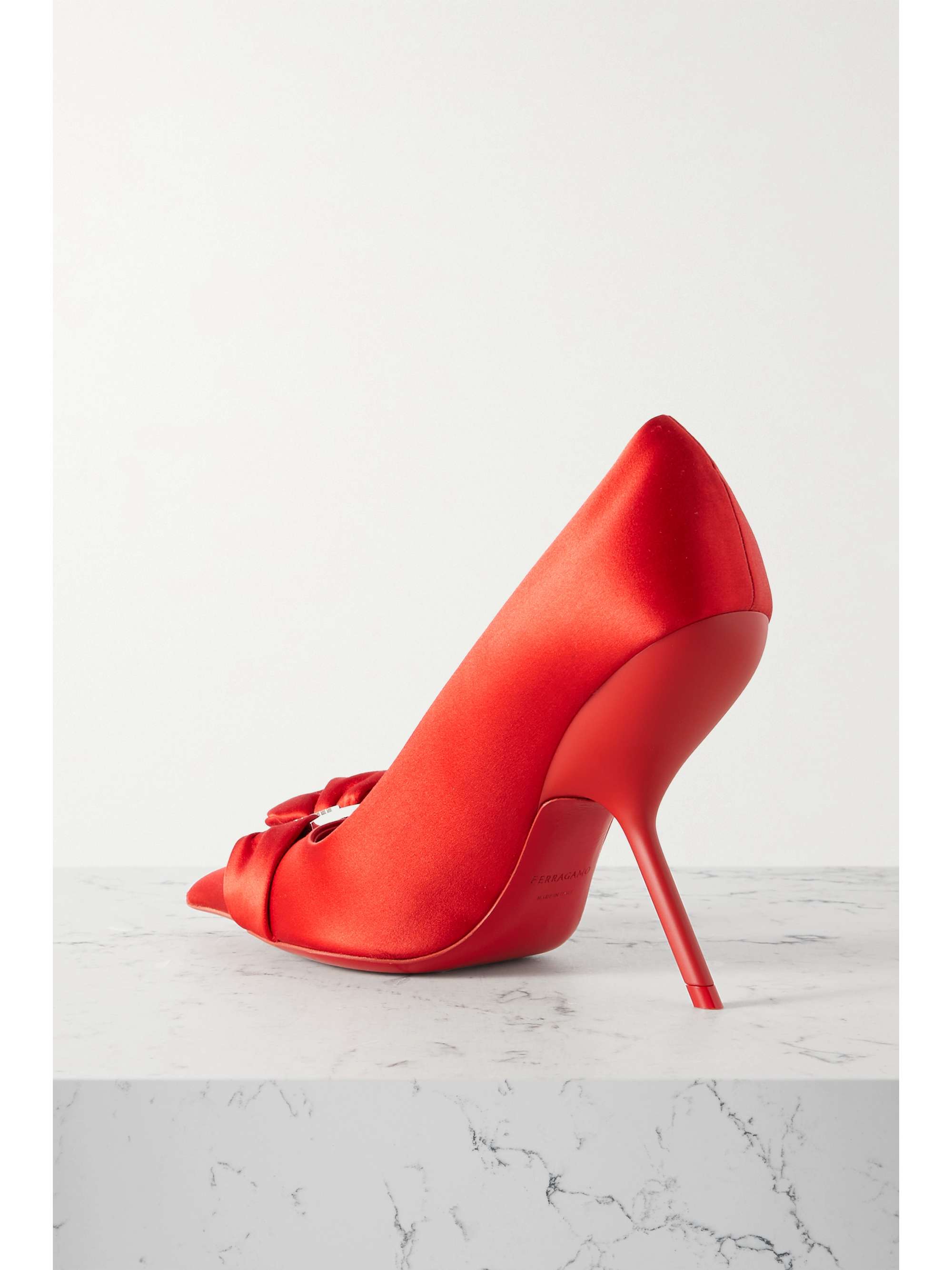 FERRAGAMO 