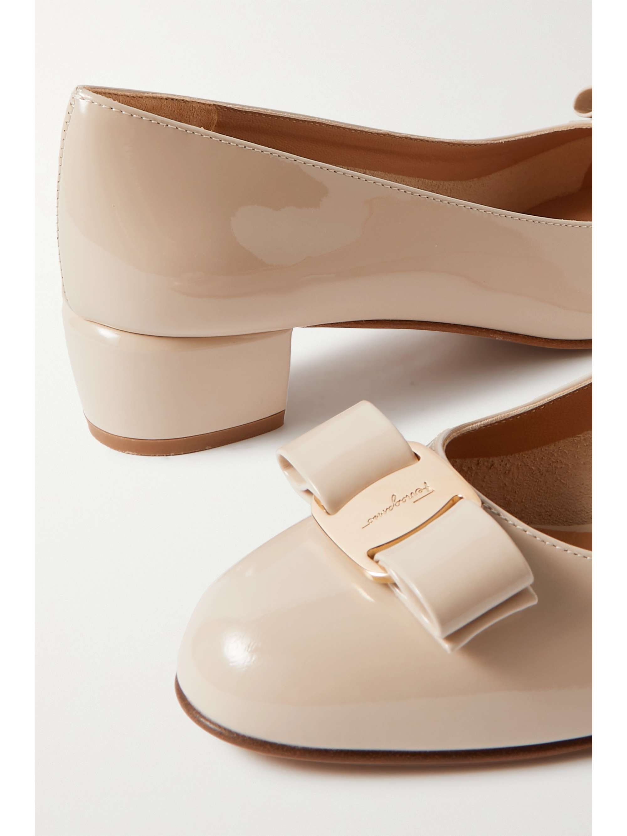 FERRAGAMO 