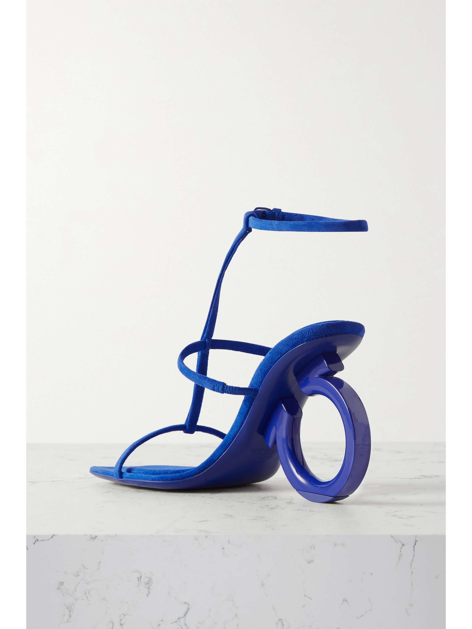 FERRAGAMO 