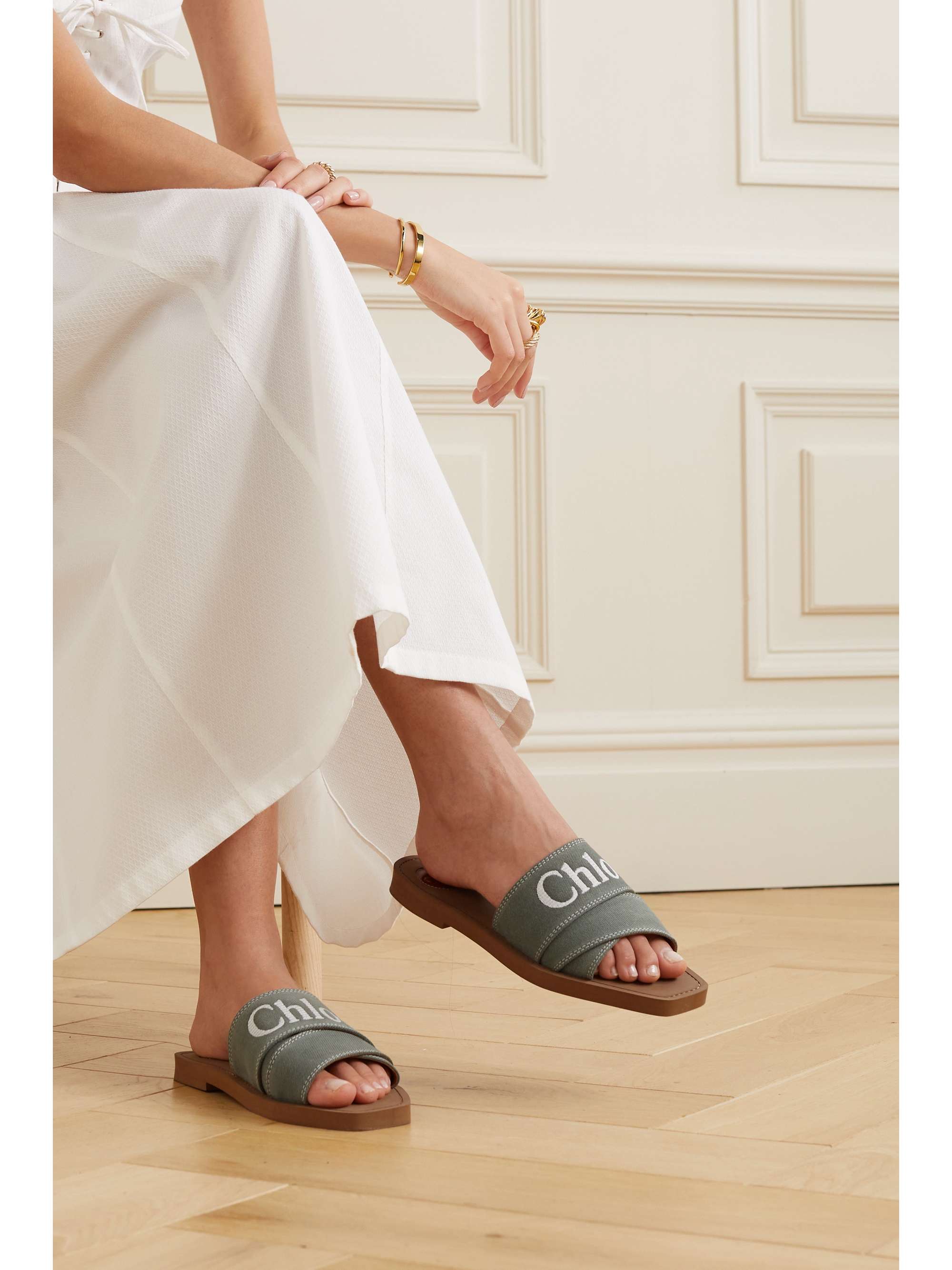 CHLOÉ Woody logo-print canvas slides