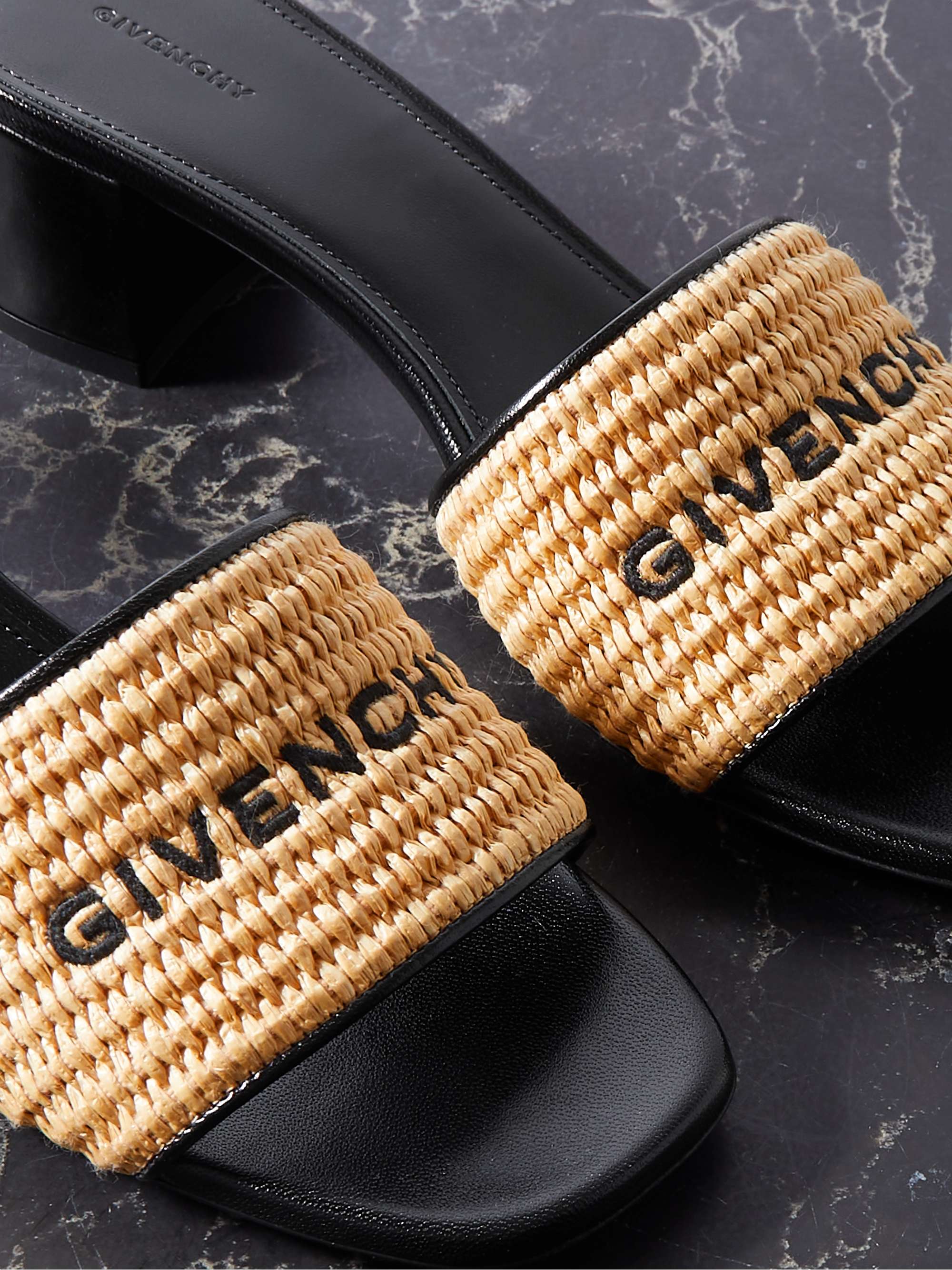 GIVENCHY 
