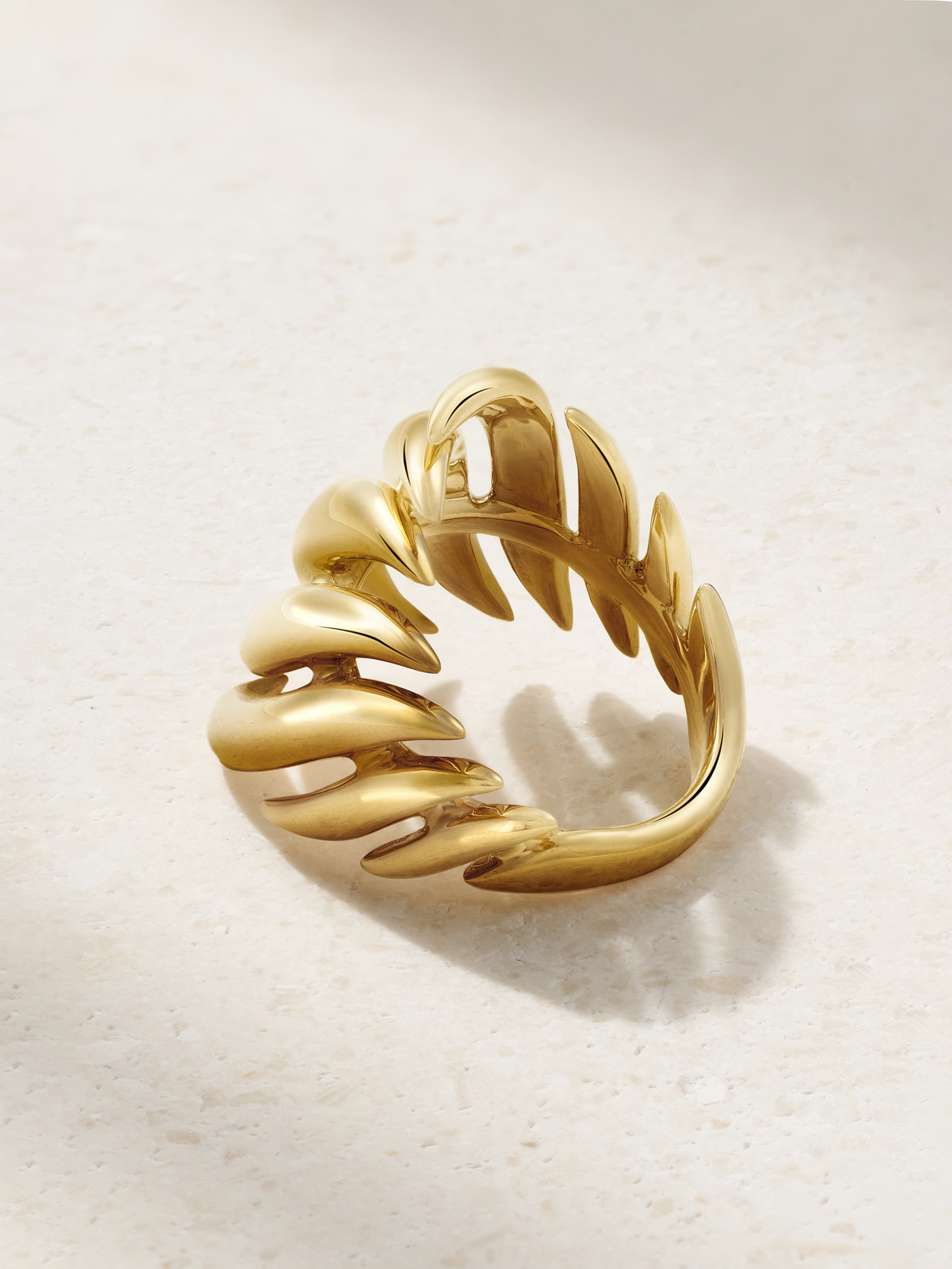 Shop Fernando Jorge Flame Medium 18-karat Gold Ring