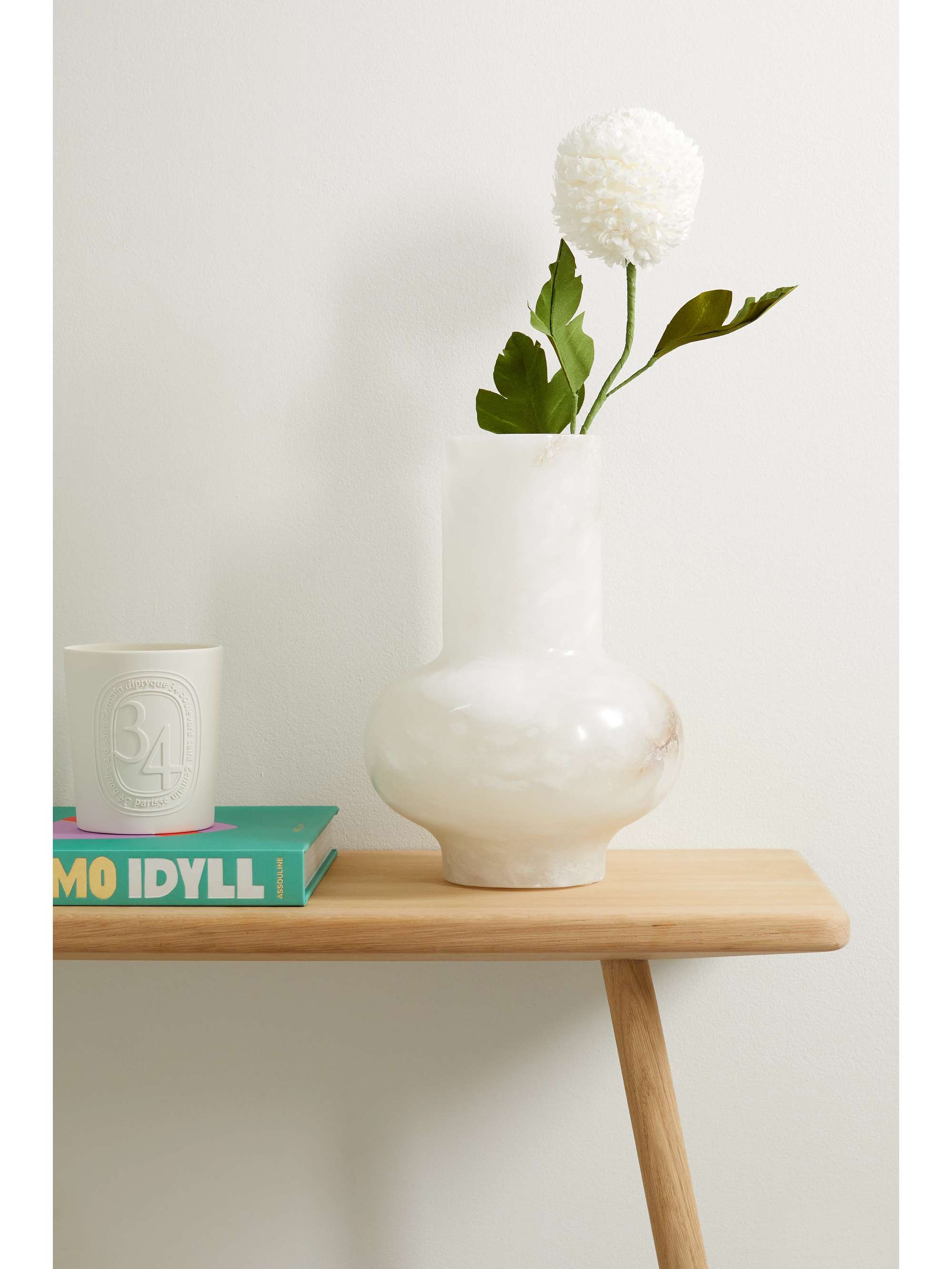 SOHO HOME Ava alabaster vase