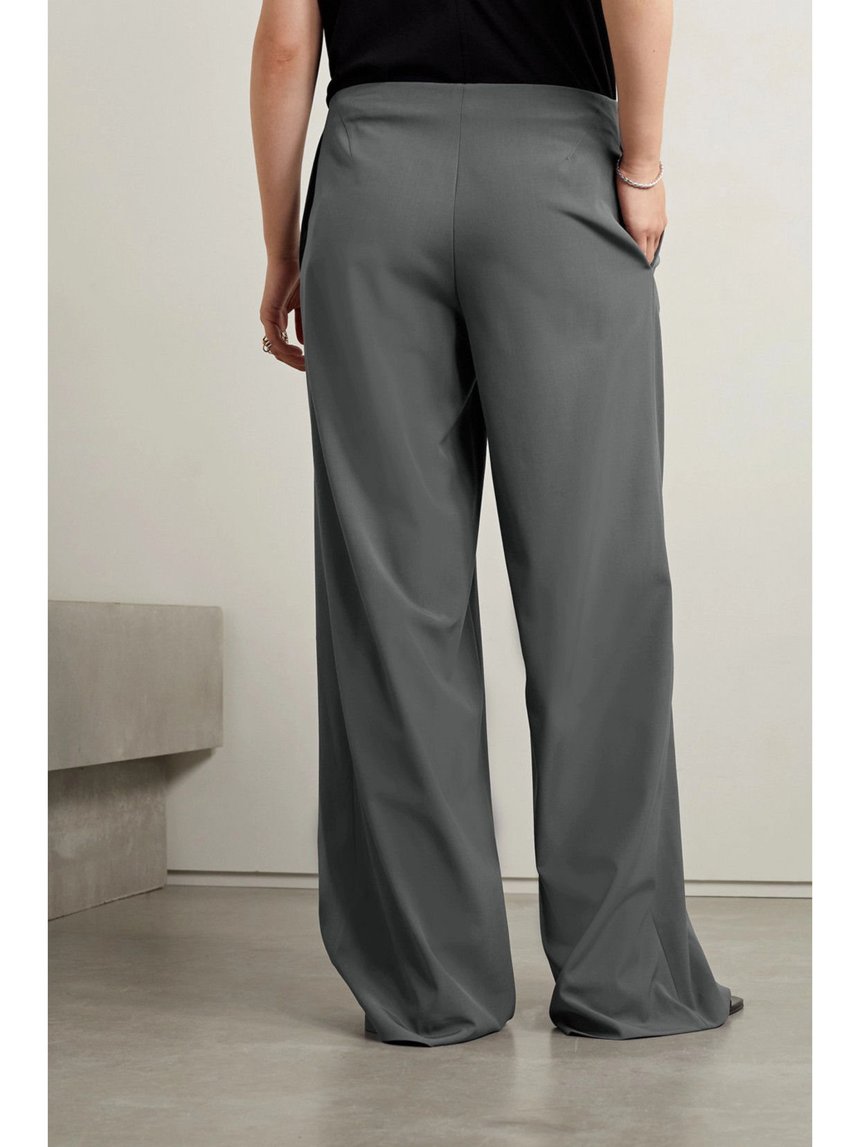 Shop The Row Barrie Wide-leg Wool-crepe Pants In Gray