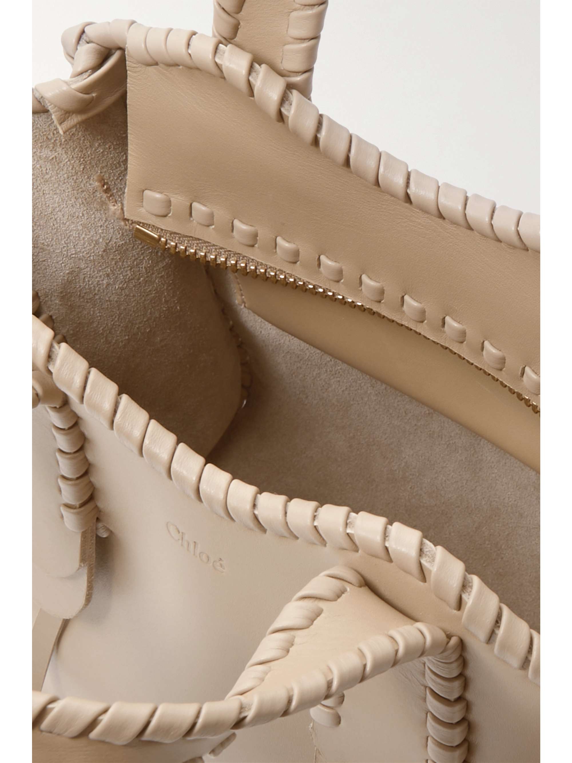 CHLOÉ 