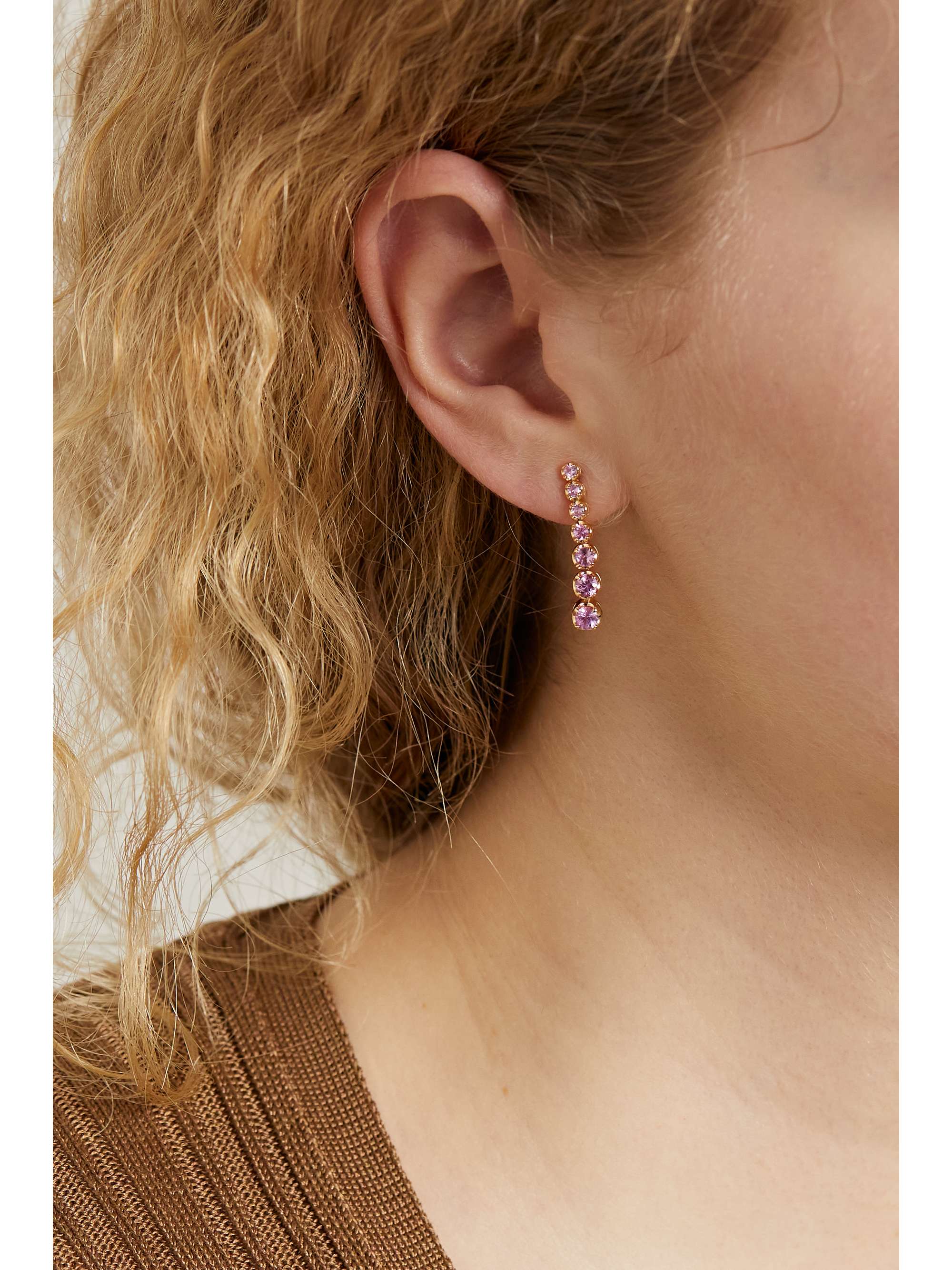 JENNIFER MEYER Small Graduated 18-karat gold sapphire earrings