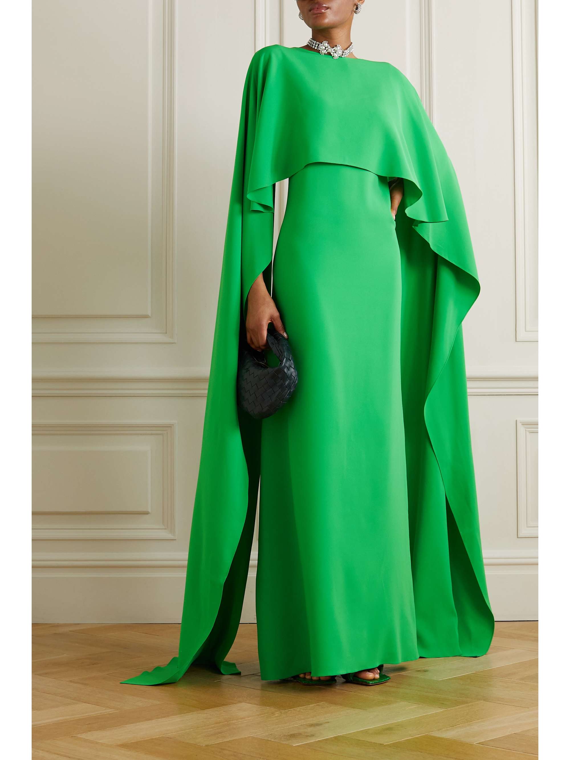 OSCAR DE LA RENTA Cape-effect stretch-silk crepe gown | NET-A-PORTER