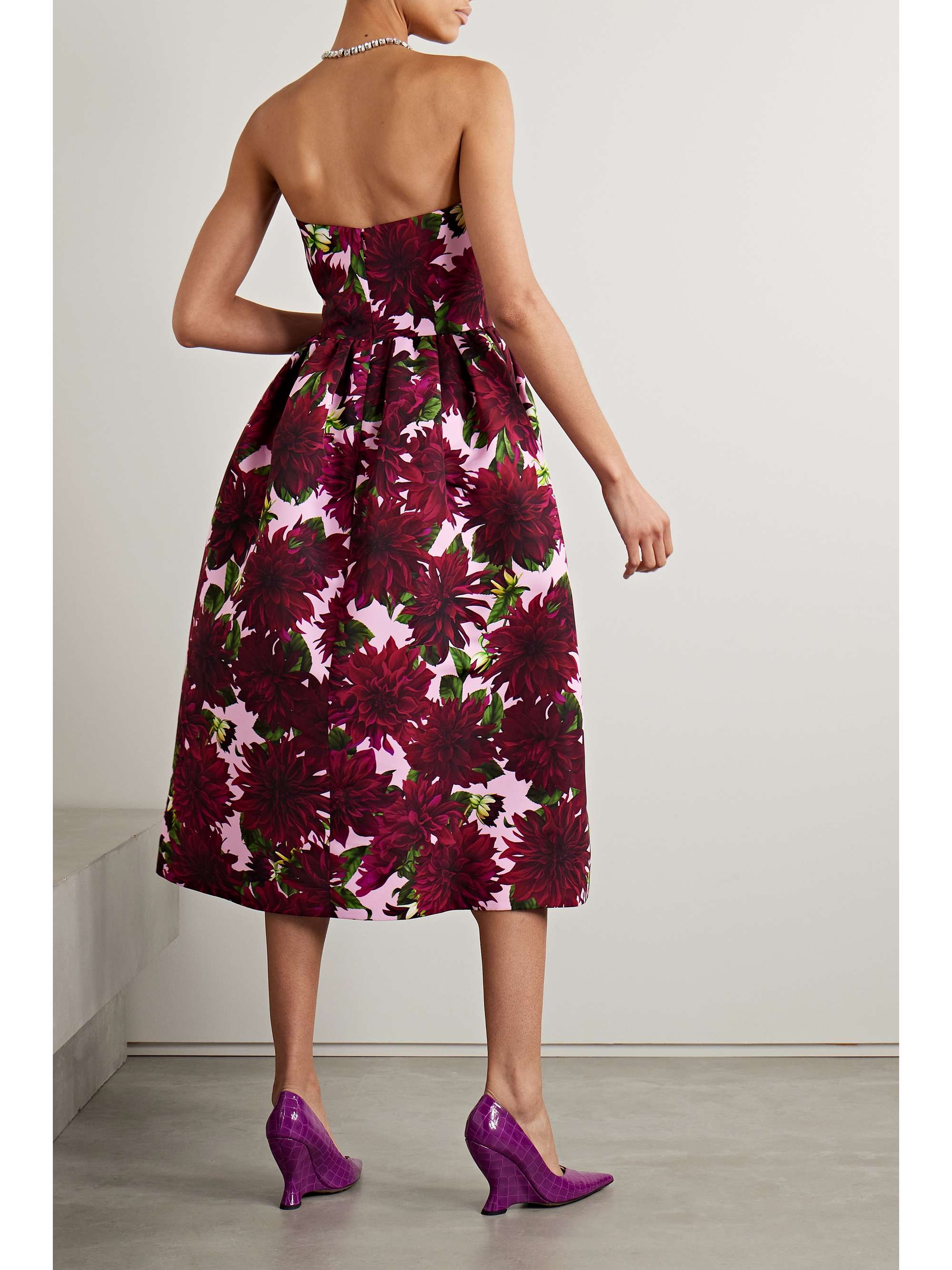 OSCAR DE LA RENTA 