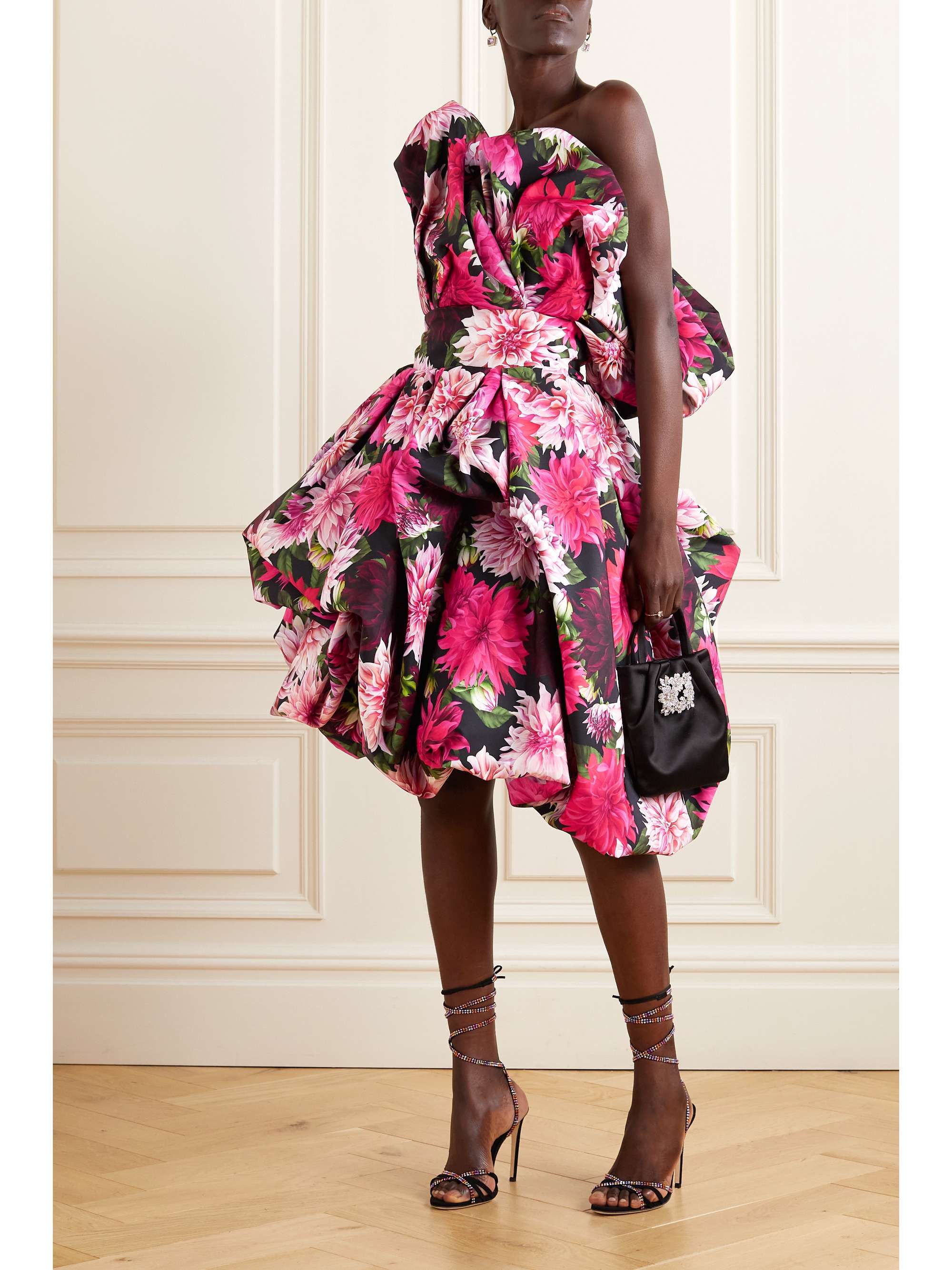 OSCAR DE LA RENTA 