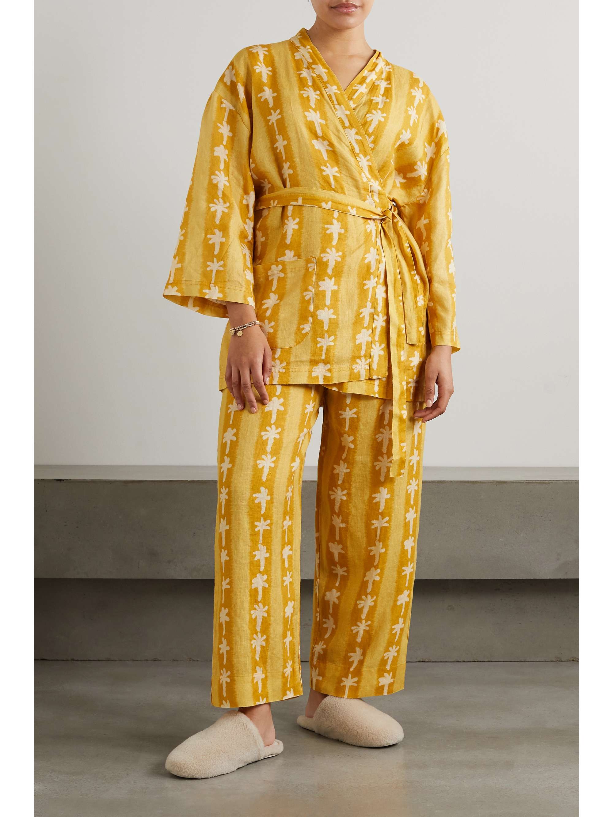 DESMOND & DEMPSEY + NET SUSTAIN printed linen pajama set