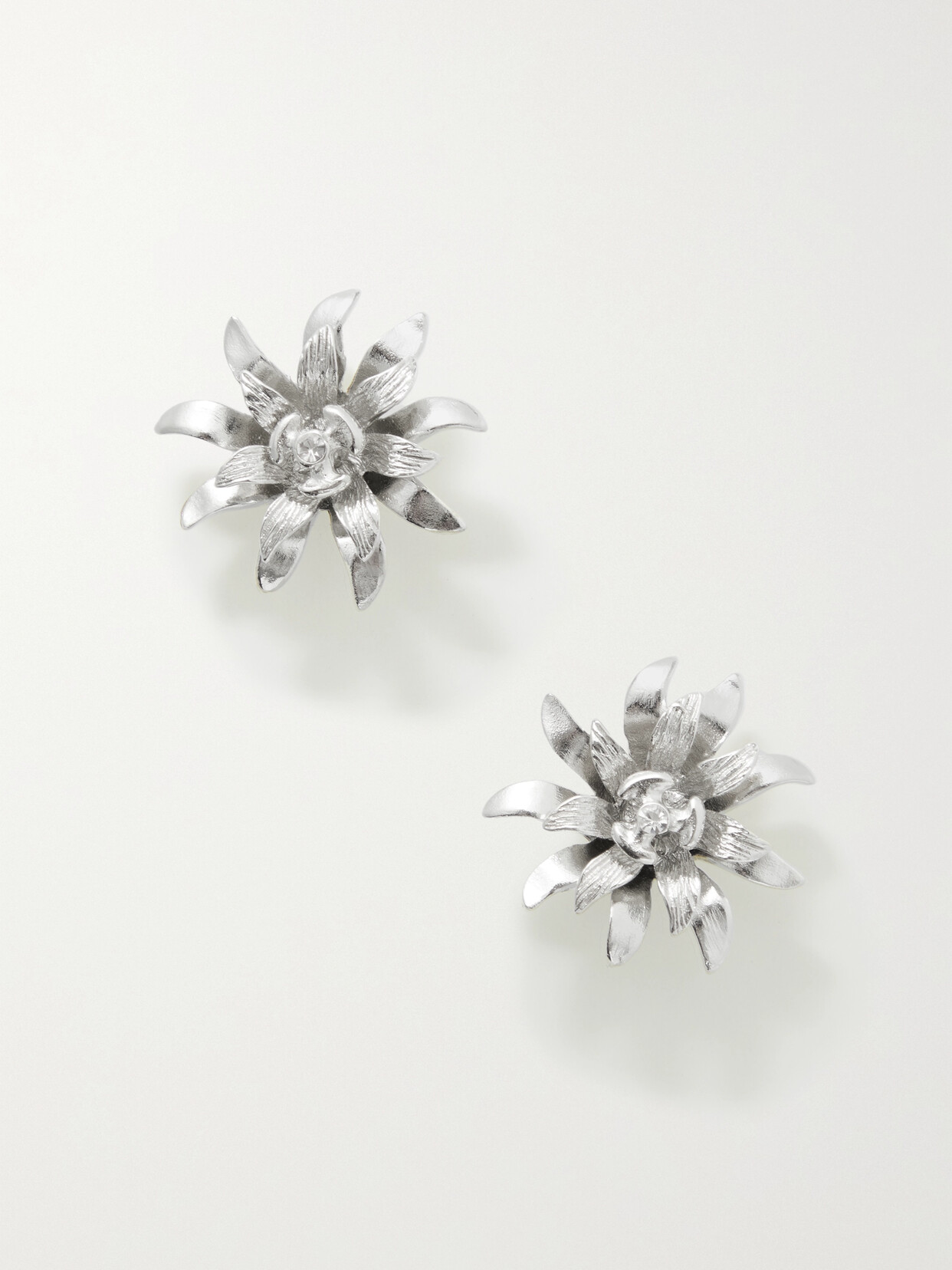 Oscar de la Renta - Small Dahlia Silver-tone Crystal Earrings - One size