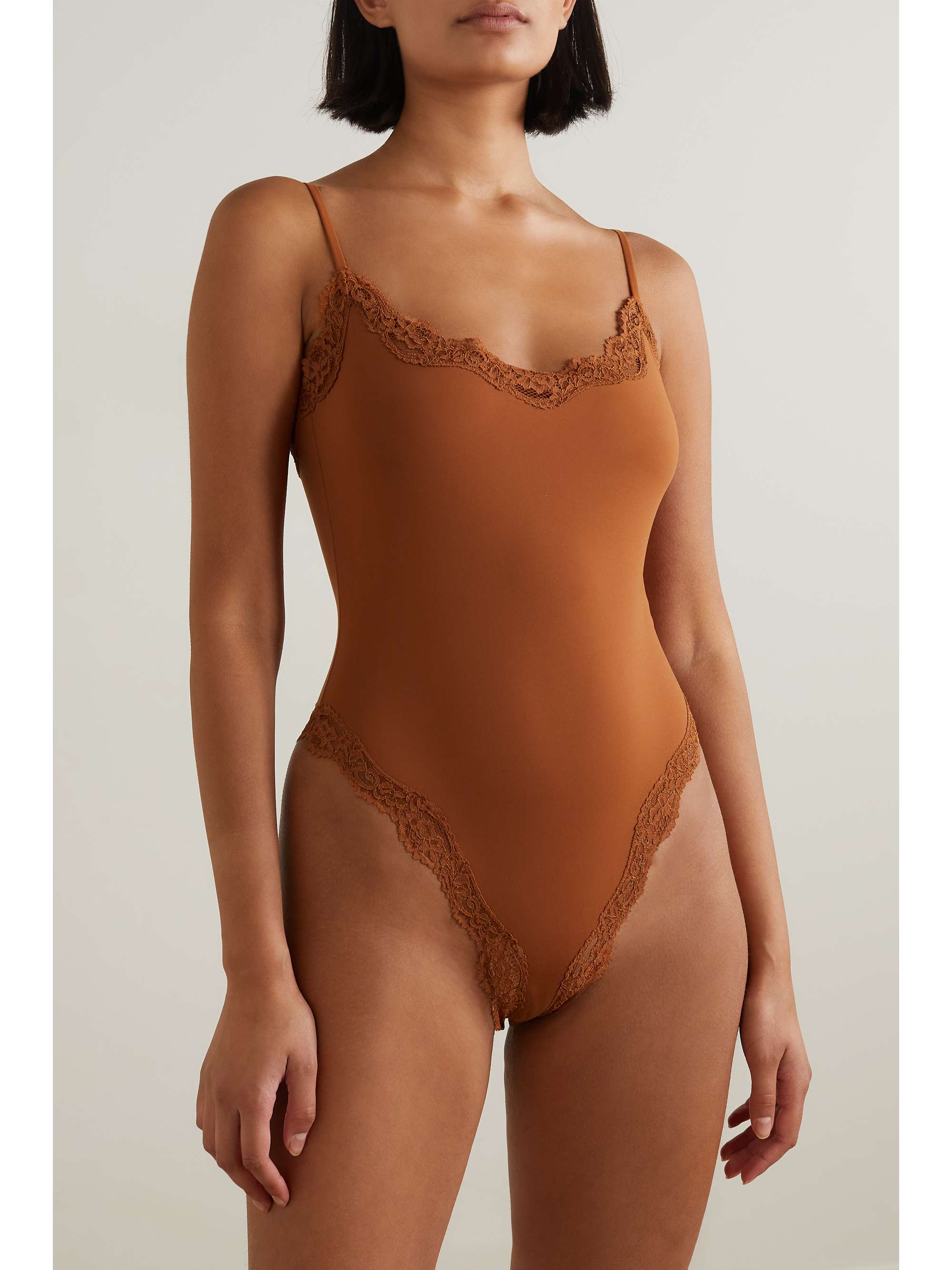 SKIMS Fits Everybody Corded Lace Cami Bodysuit - Bronze