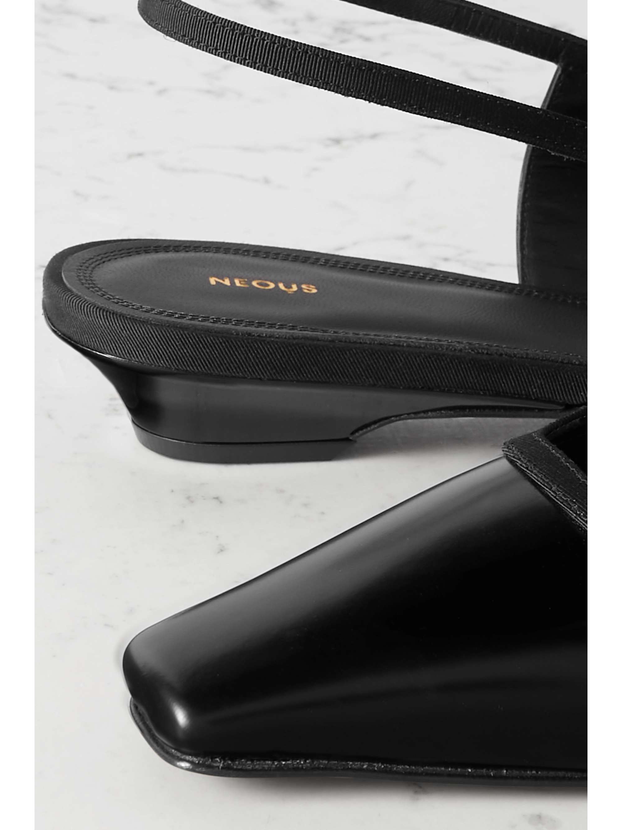 NEOUS 