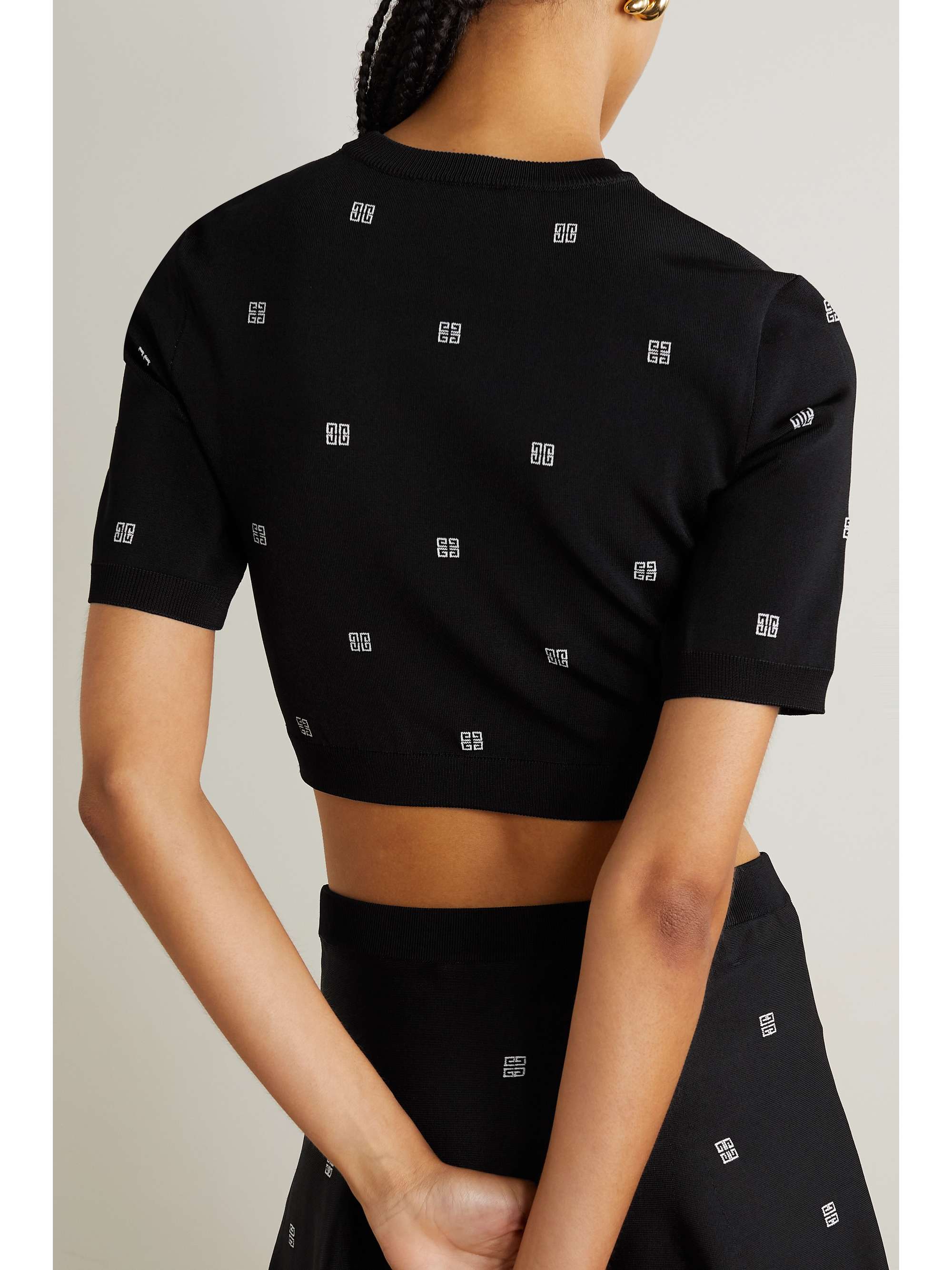 GIVENCHY 