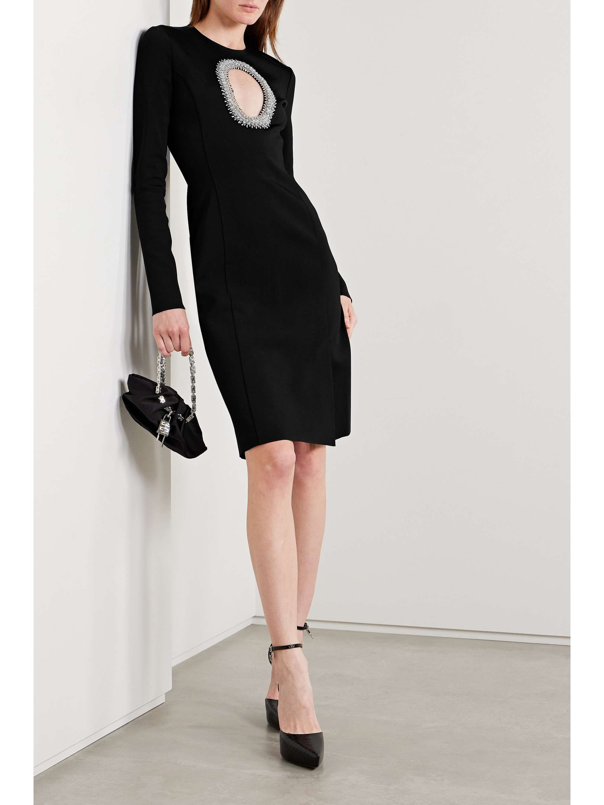 GIVENCHY 