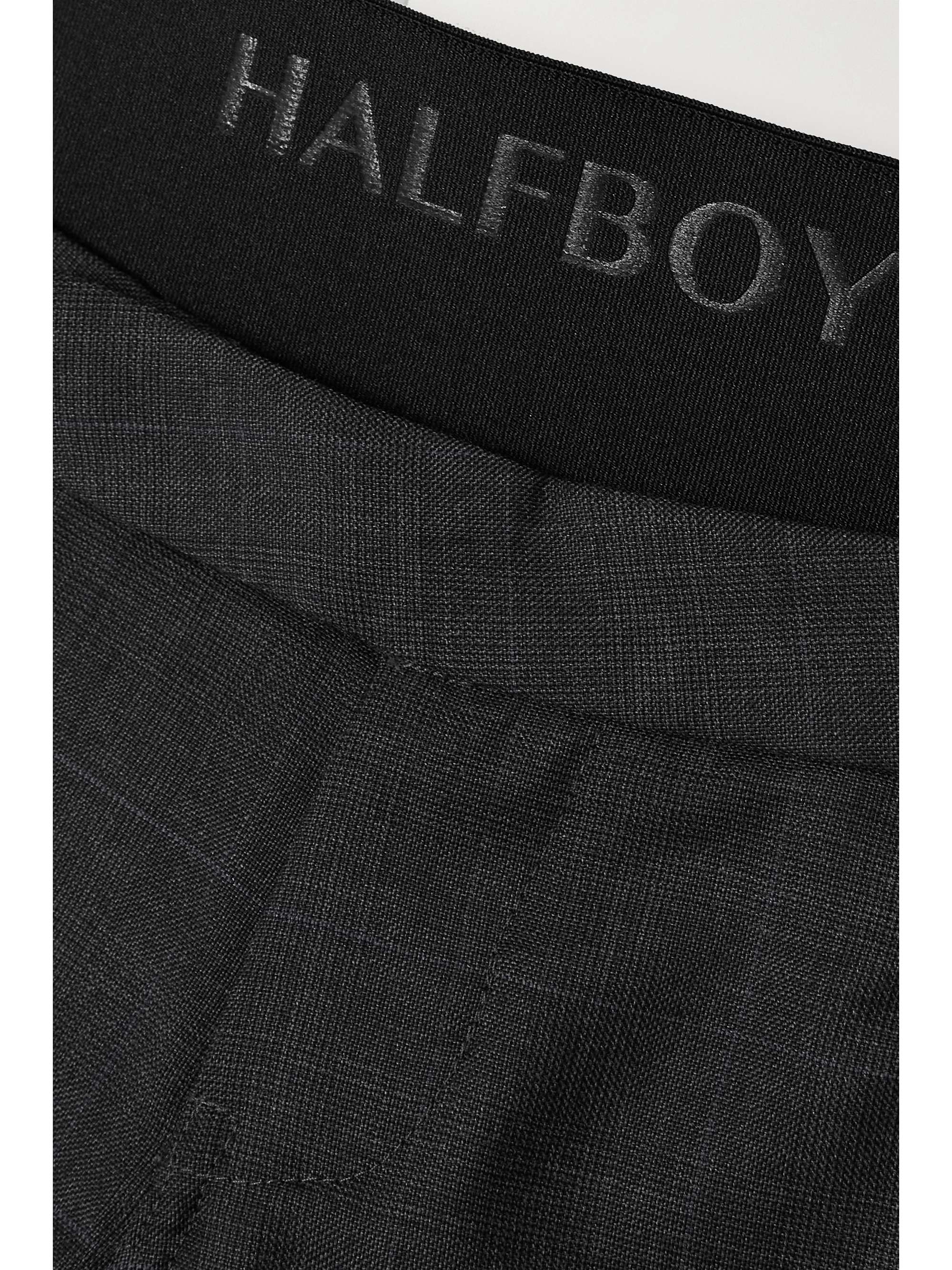 HALFBOY 