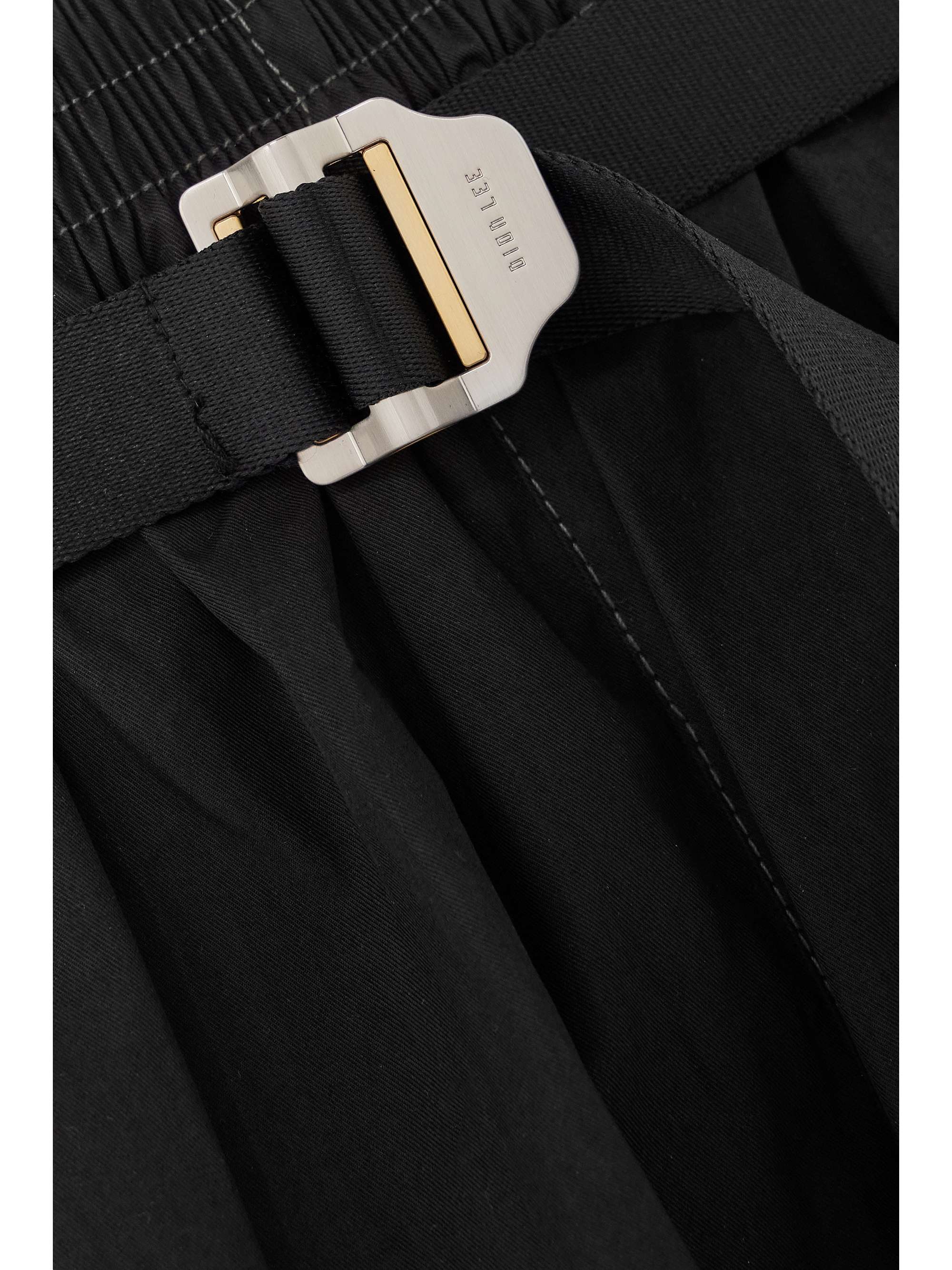 DION LEE 