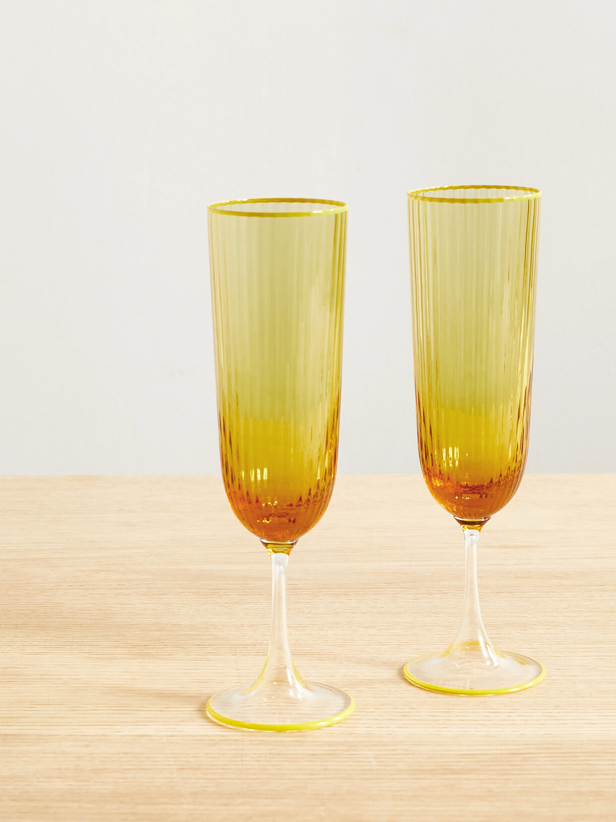 Aquazzura Casa - Set Of Two Gold-plated Murano Glass Champagne Flutes - Yellow