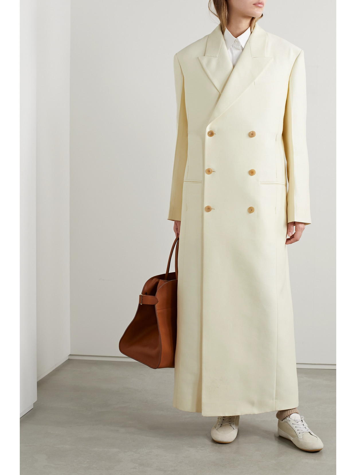 Shop The Row Catena Oversized Wool And Silk-blend Cady Coat In Ivory