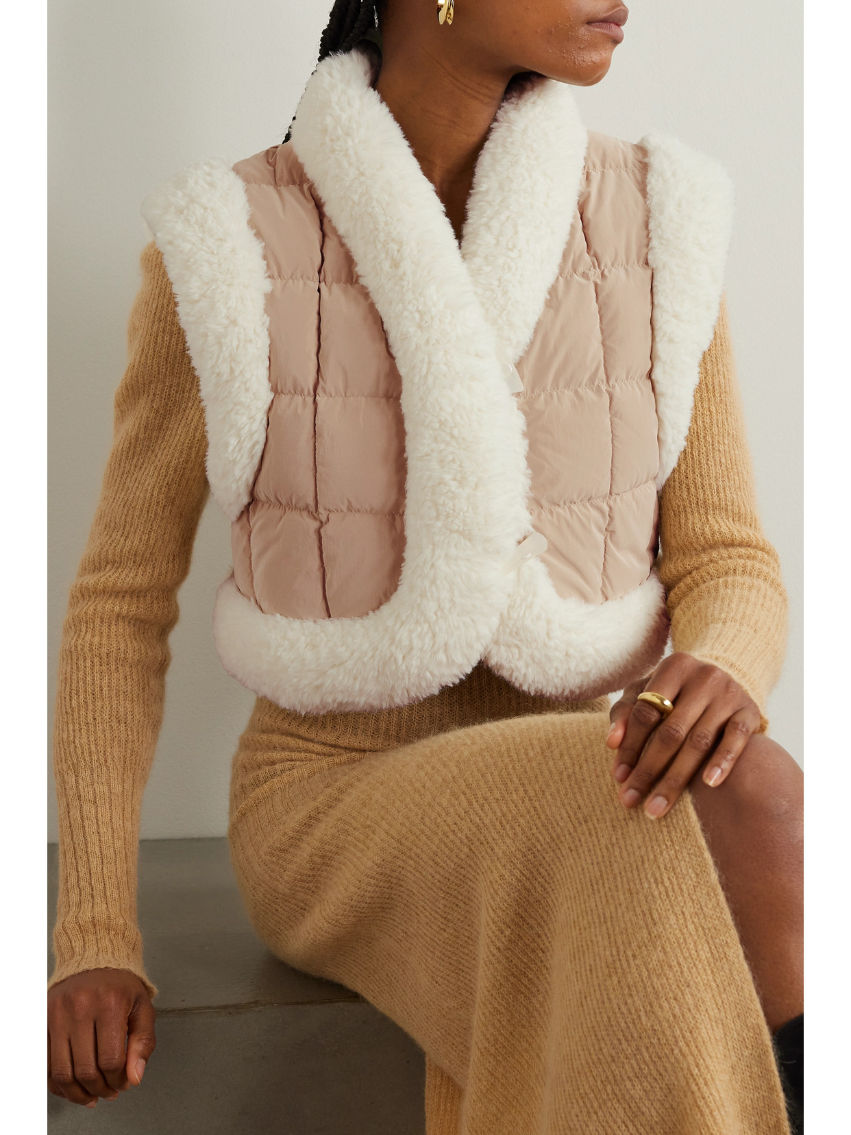 Ienki Ienki Keptar Cropped Down Ski Vest In Neutrals