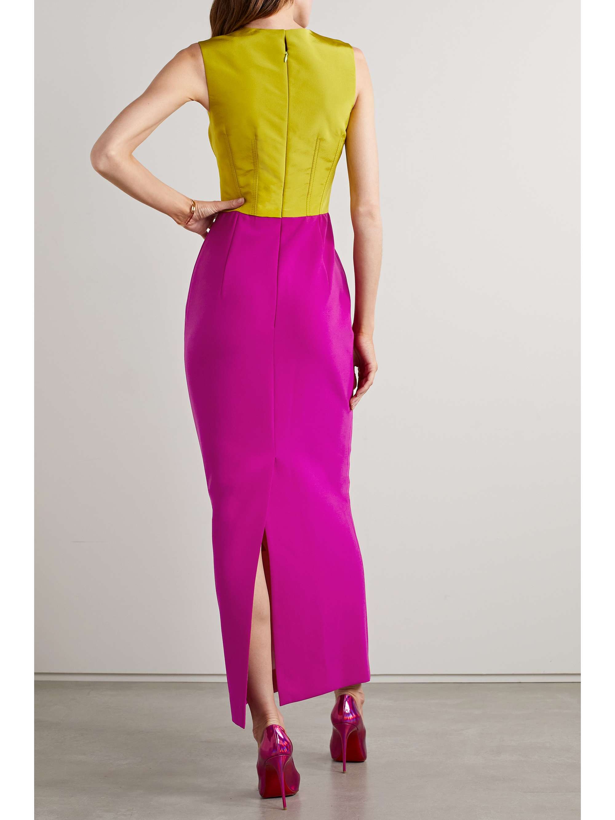 CAROLINA HERRERA 