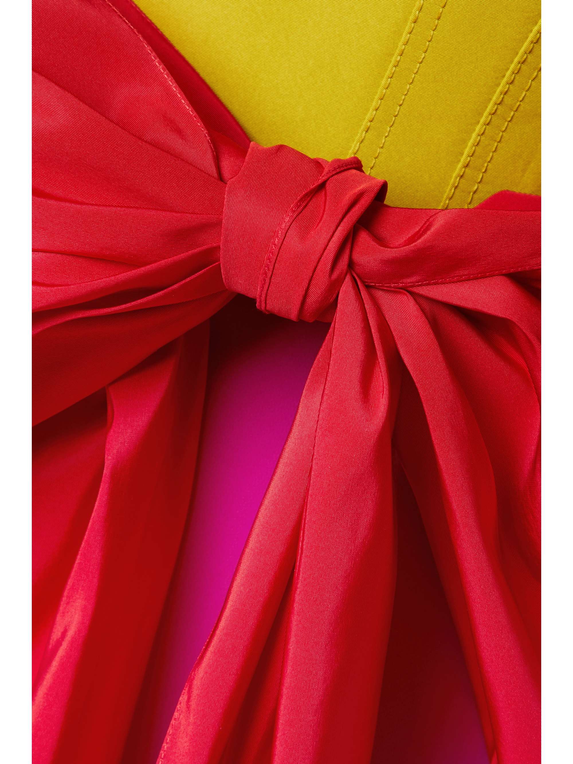 CAROLINA HERRERA 