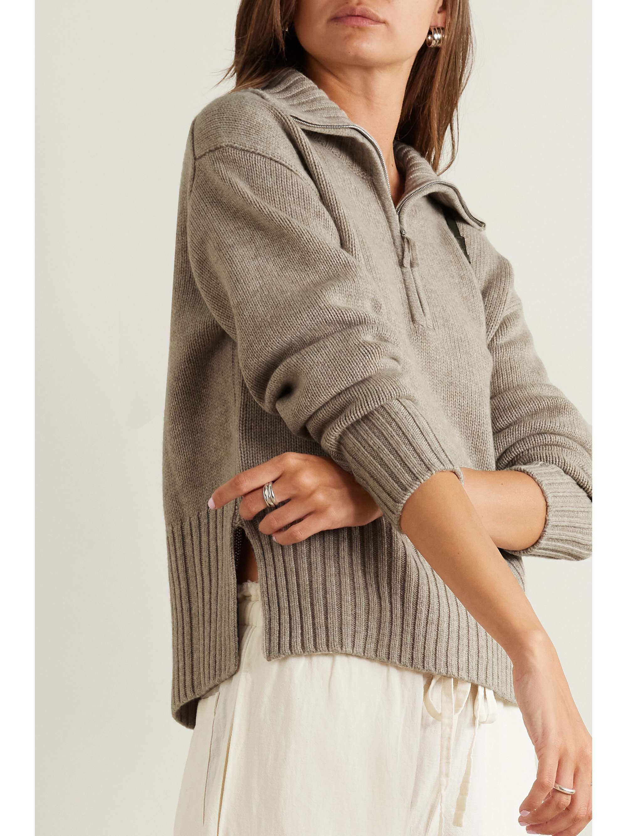 ALLUDE 