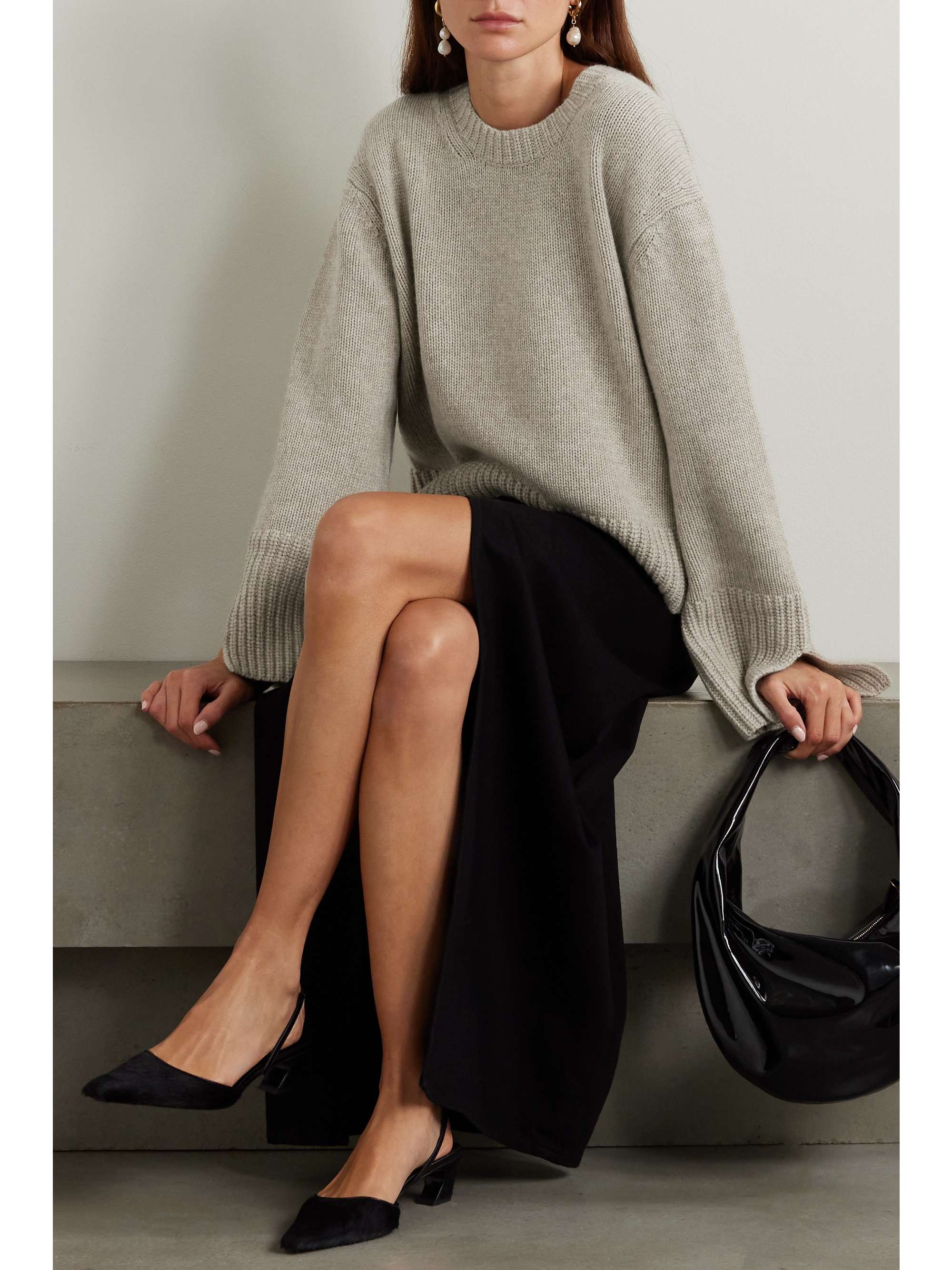 ALLUDE 