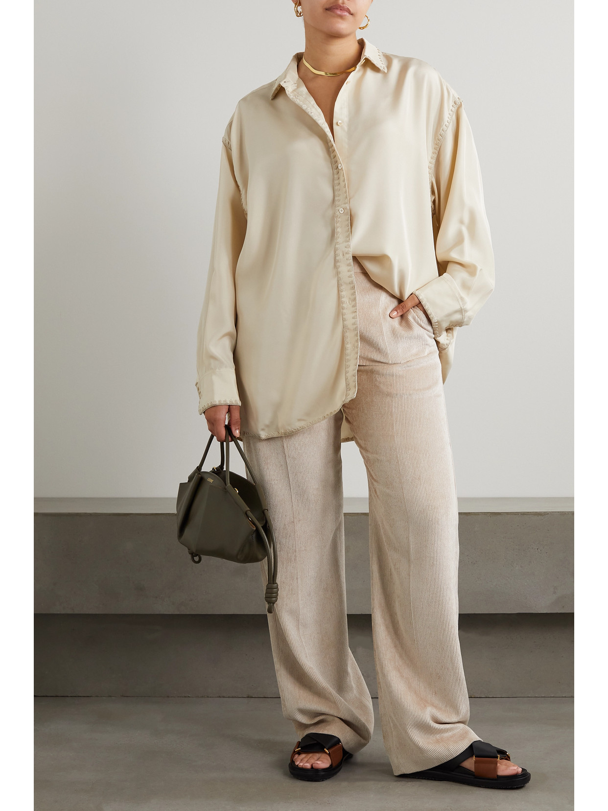 Brunello Cucinelli Loose Straight-leg Corduroy Pants With Single Pleat In Neutrals