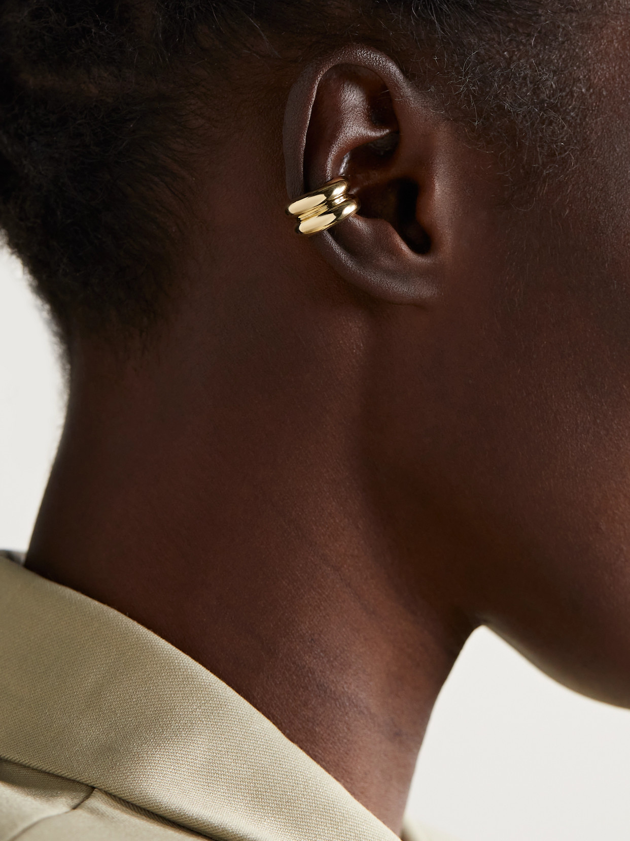 Yvonne Léon 9-karat Gold Ear Cuff In Gold