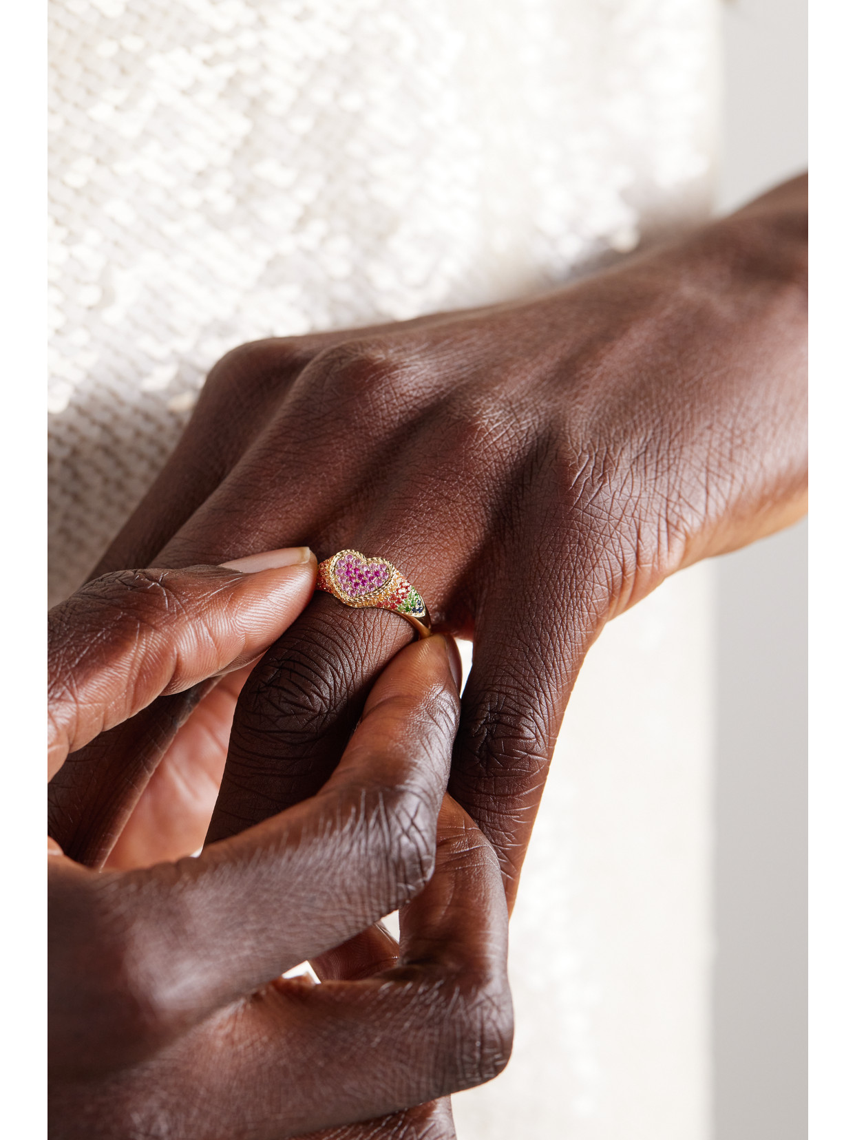 Yvonne Léon Baby Chevaliere 9-karat Gold, Sapphire And Tsavorite Ring In Gold