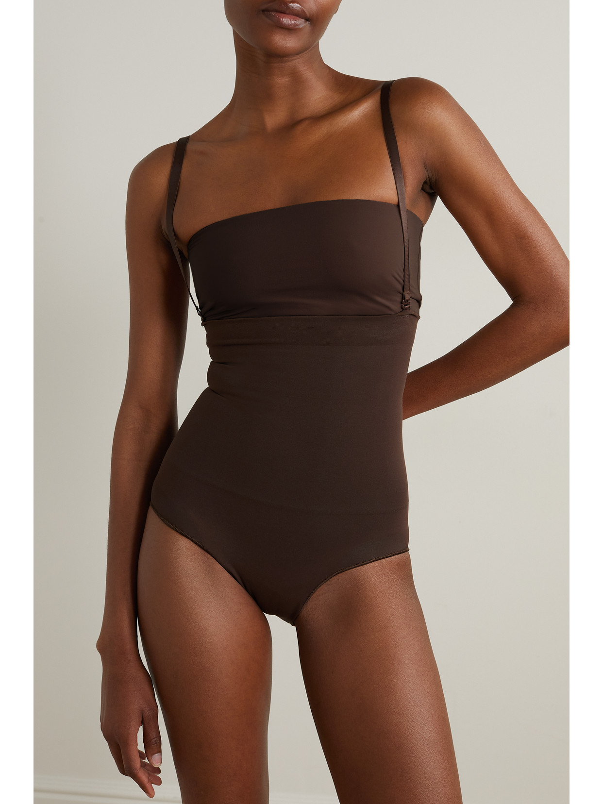 Skims Core Control Briefs In Brown