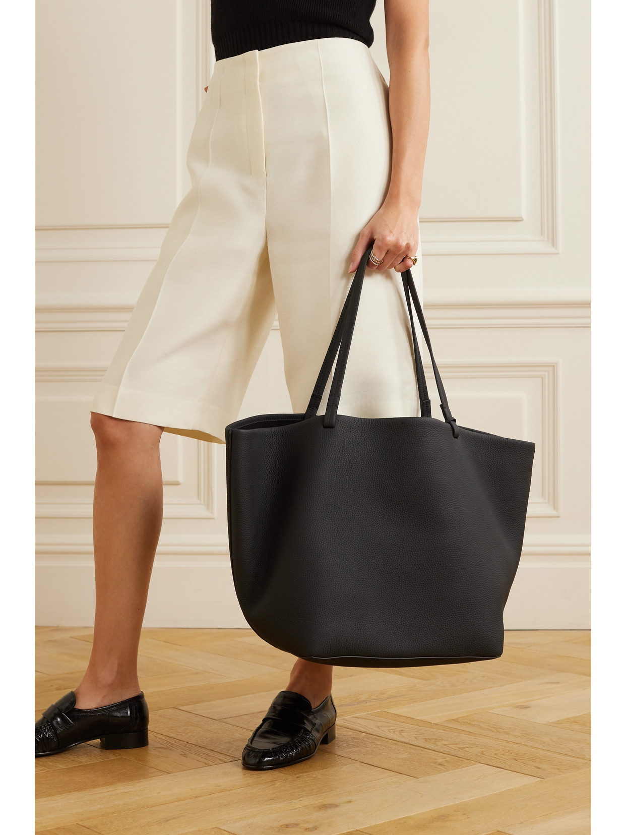 The Row Park Xl Textured-leather Tote In Black